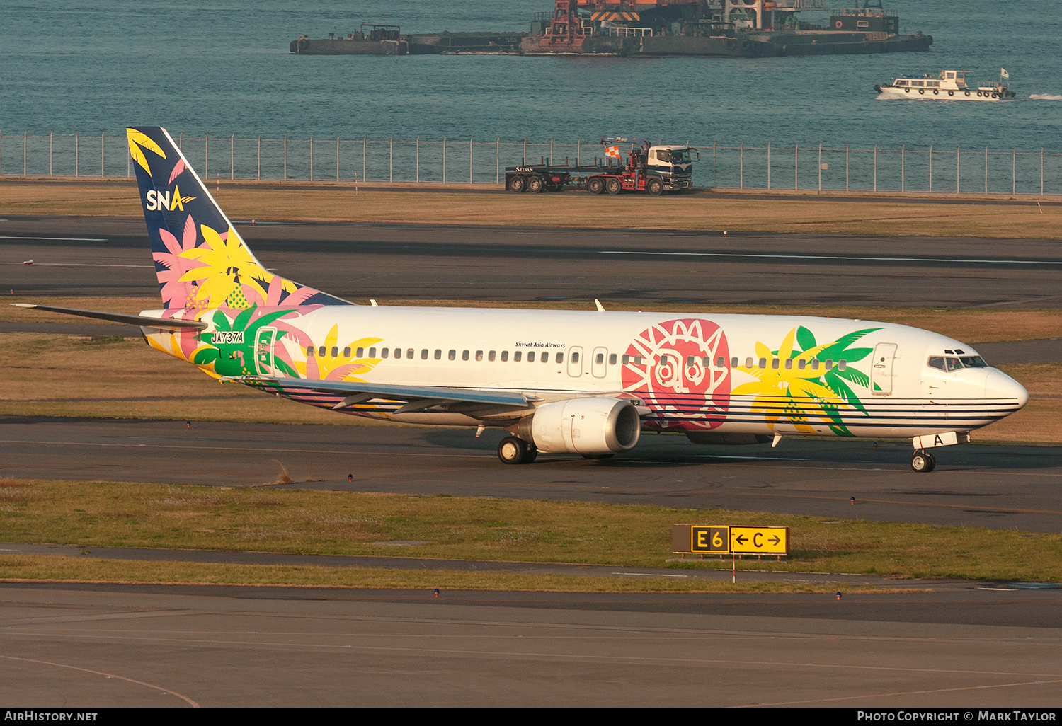 Aircraft Photo of JA737A | Boeing 737-46Q | Skynet Asia Airways - SNA | AirHistory.net #819289