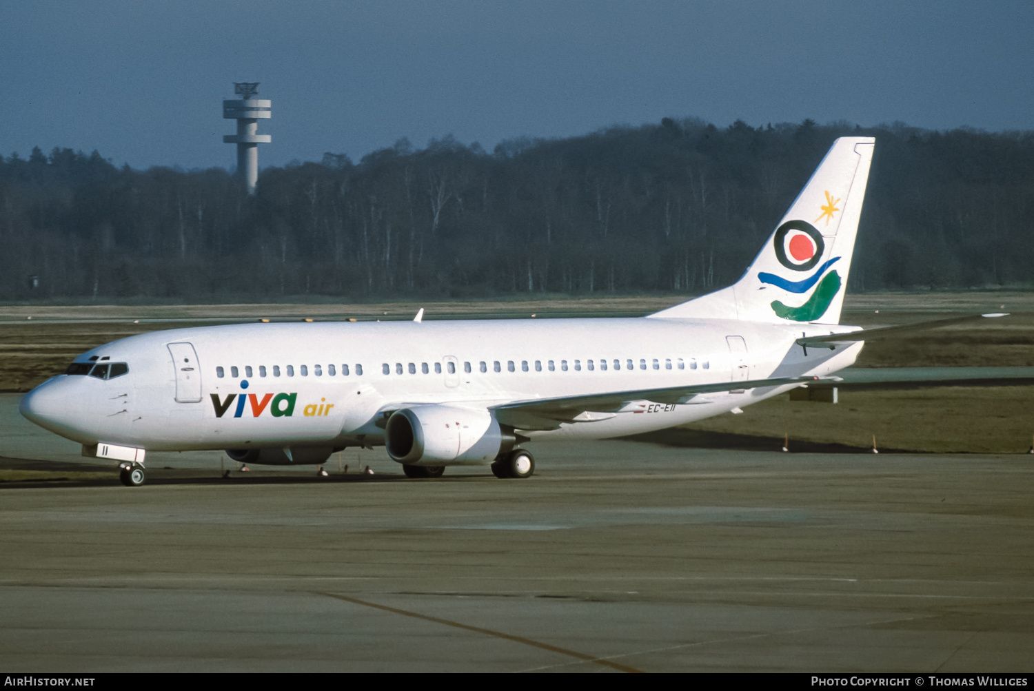 Aircraft Photo of EC-EII | Boeing 737-3Q8 | Viva Air | AirHistory.net #819360
