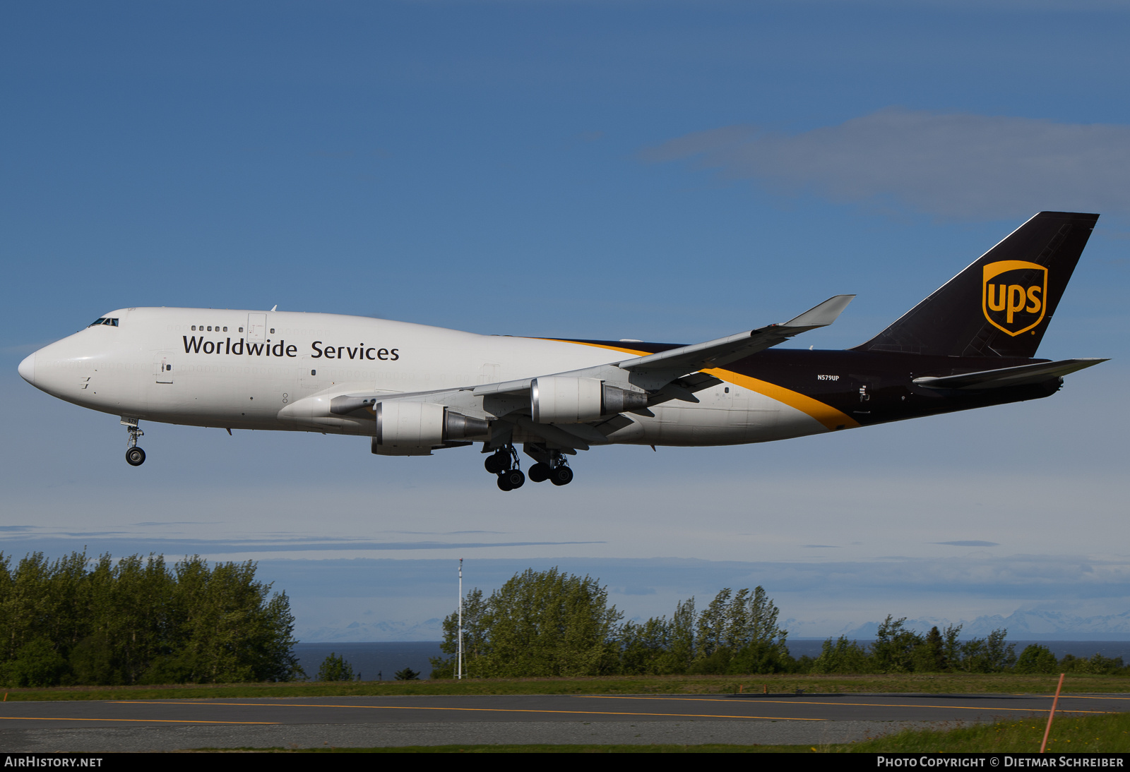 Aircraft Photo of N579UP | Boeing 747-45E(BCF) | United Parcel Service - UPS | AirHistory.net #819397