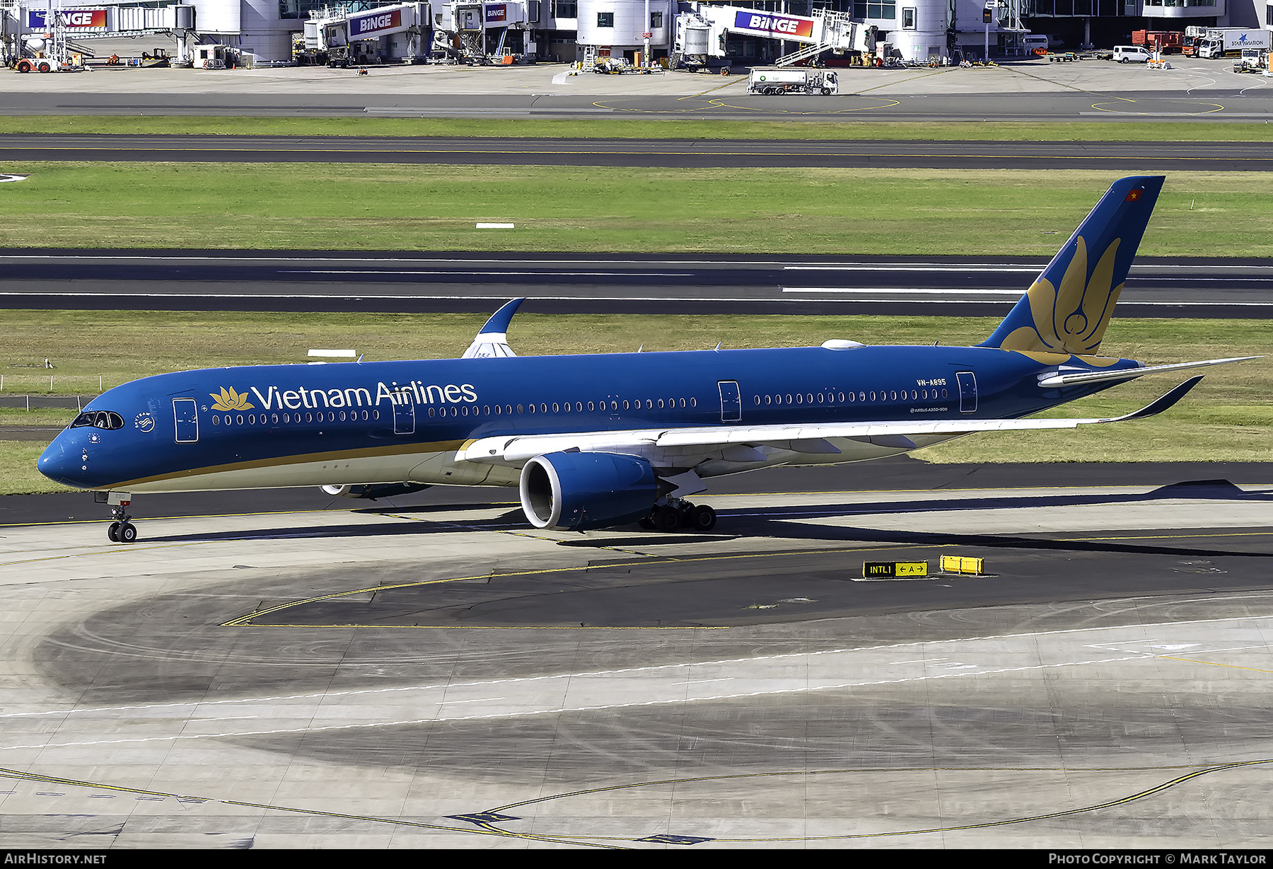 Aircraft Photo of VN-A895 | Airbus A350-941 | Vietnam Airlines | AirHistory.net #819430