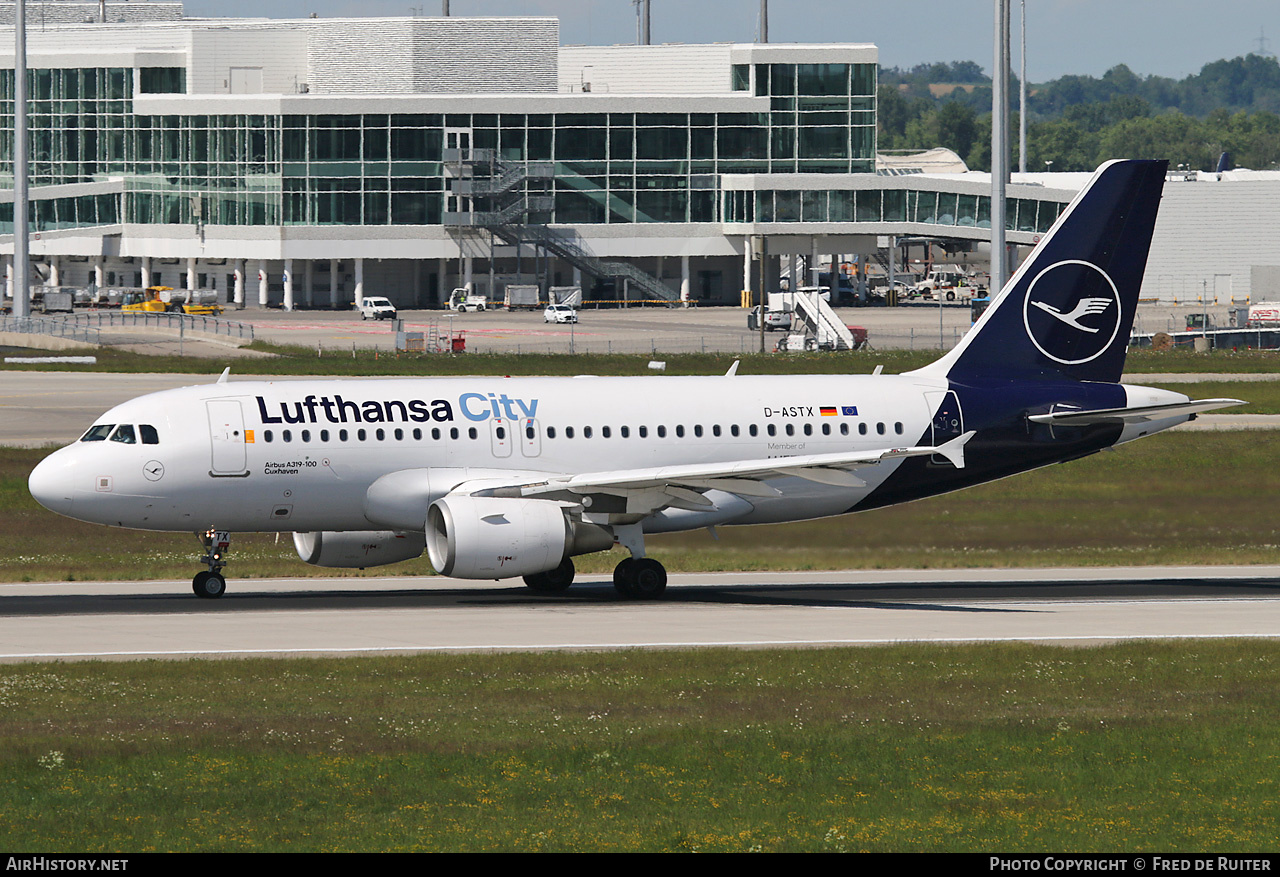 Aircraft Photo of D-ASTX | Airbus A319-112 | Lufthansa City | AirHistory.net #819451
