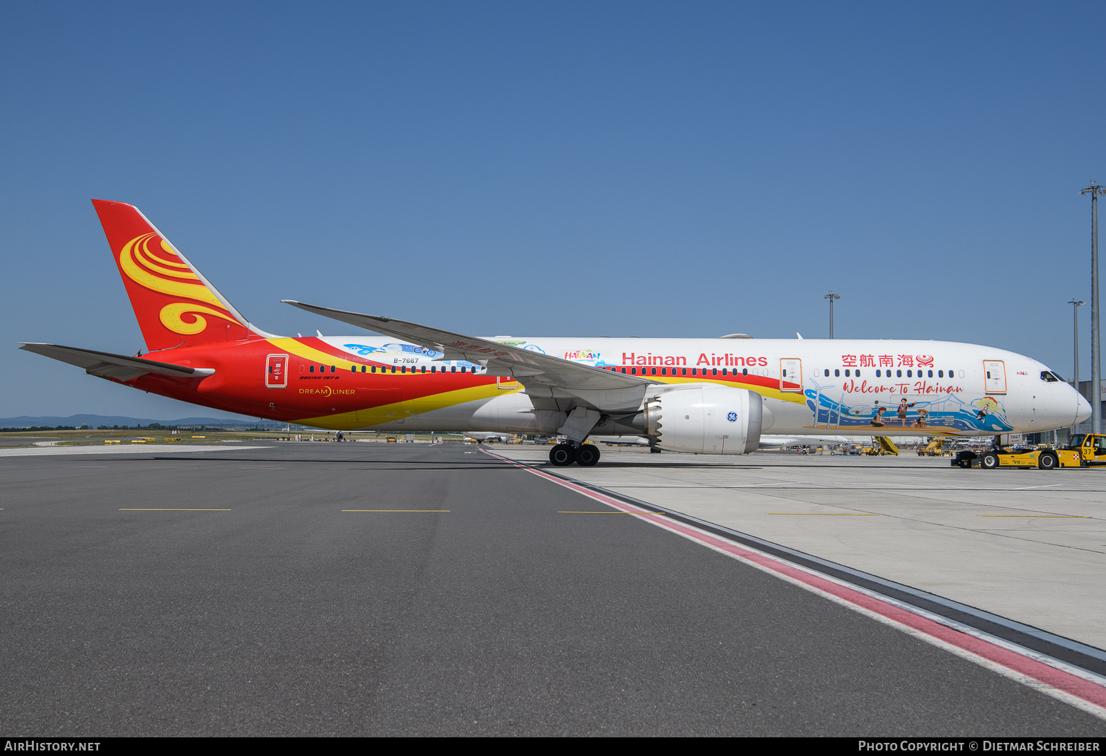Aircraft Photo of B-7667 | Boeing 787-9 Dreamliner | Hainan Airlines | AirHistory.net #819478