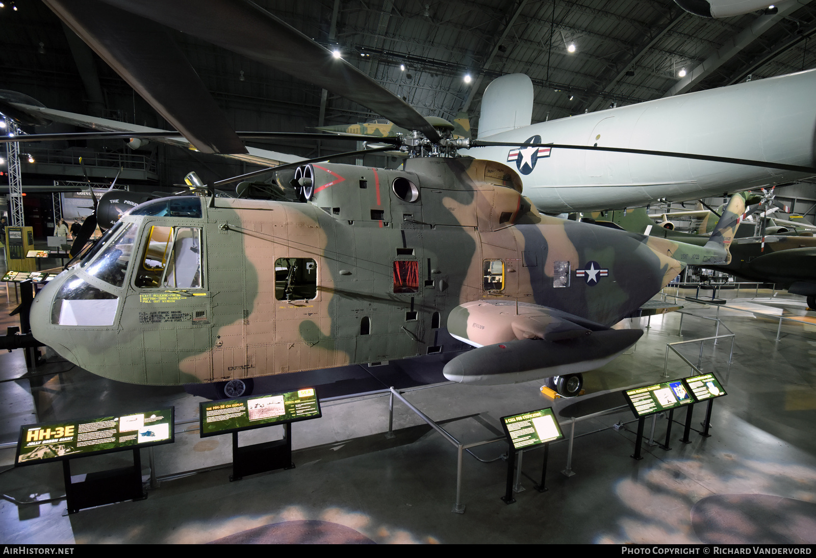 Aircraft Photo of 67-14709 / 14709 | Sikorsky HH-3E Jolly Green Giant (S-61R) | USA - Air Force | AirHistory.net #819533
