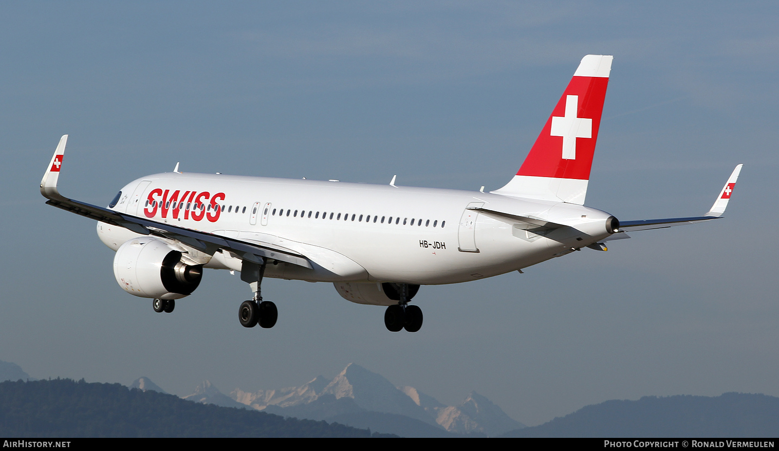 Aircraft Photo of HB-JDH | Airbus A320-271N | Swiss International Air Lines | AirHistory.net #819554