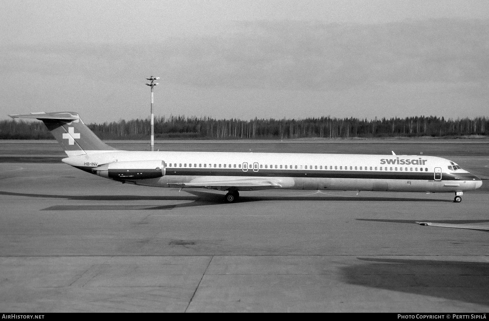 Aircraft Photo of HB-INV | McDonnell Douglas MD-81 (DC-9-81) | Swissair | AirHistory.net #819661