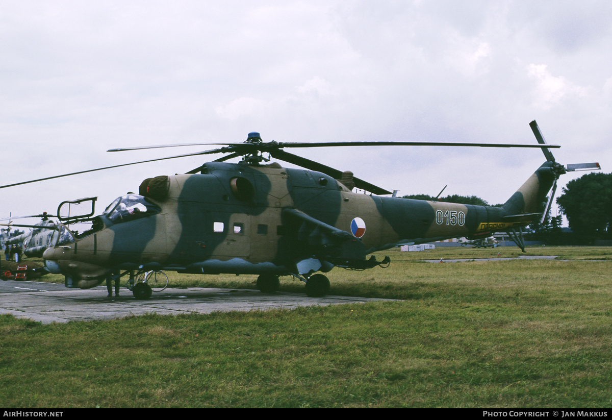 Aircraft Photo of 0150 | Mil Mi-24D | Czechoslovakia - Air Force | AirHistory.net #819687
