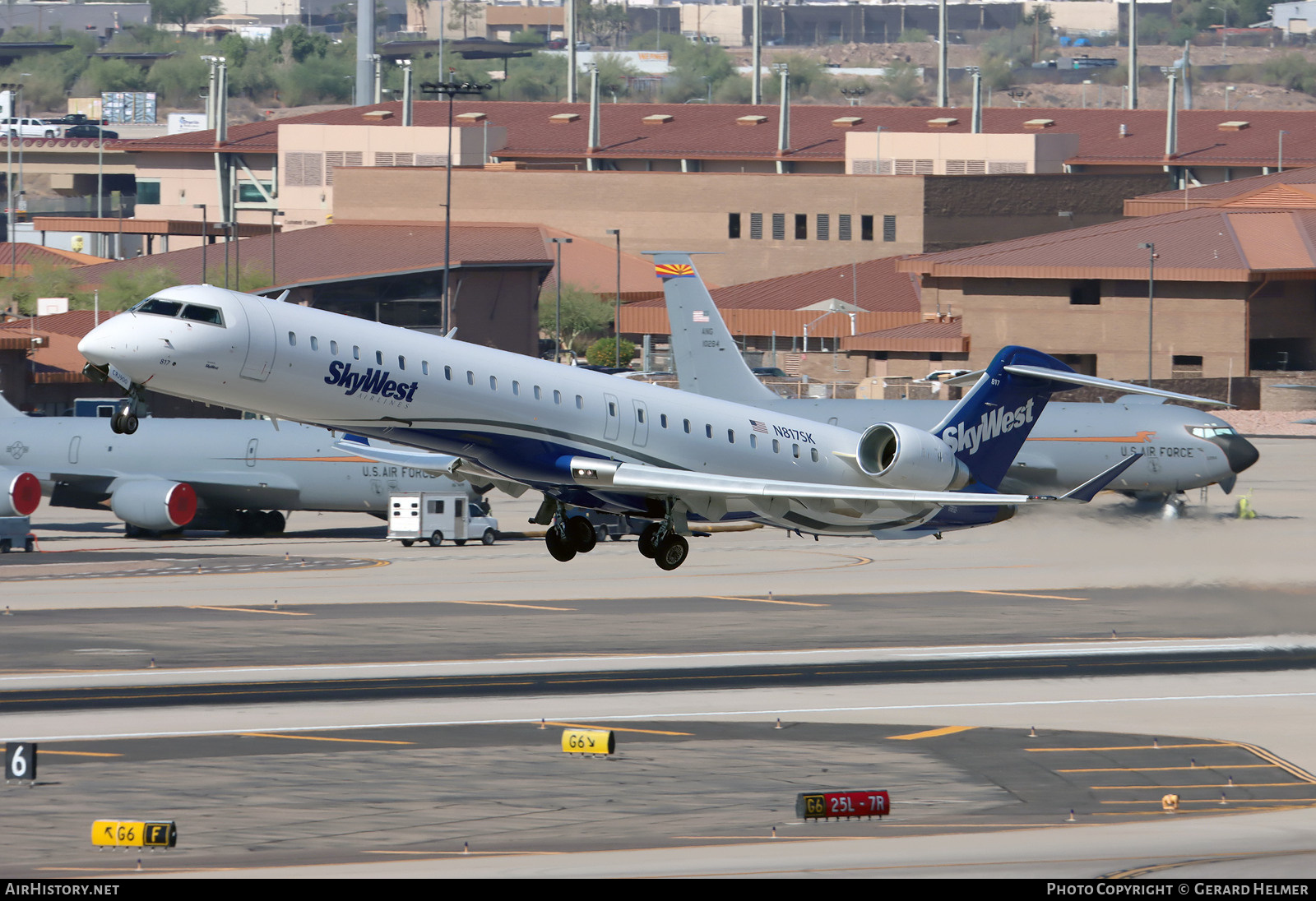 Aircraft Photo of N817SK | Bombardier CRJ-900LR (CL-600-2D24) | SkyWest Airlines | AirHistory.net #819706