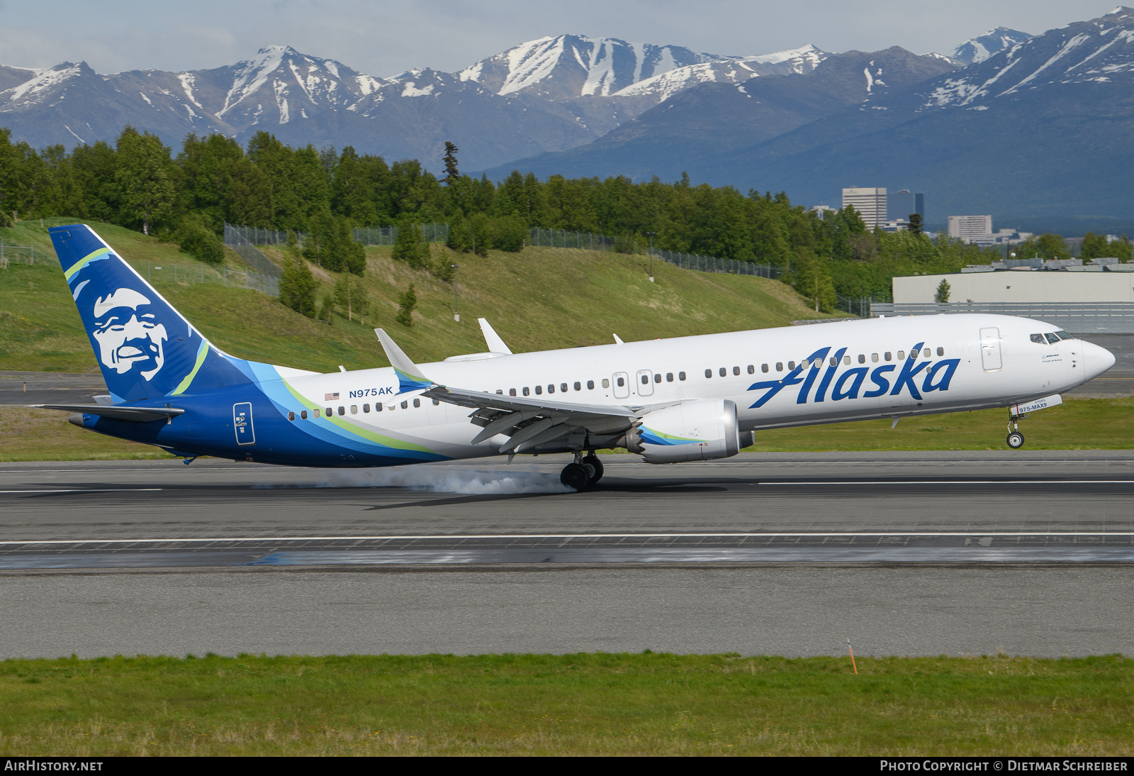 Aircraft Photo of N975AK | Boeing 737-9 Max 9 | Alaska Airlines | AirHistory.net #819709