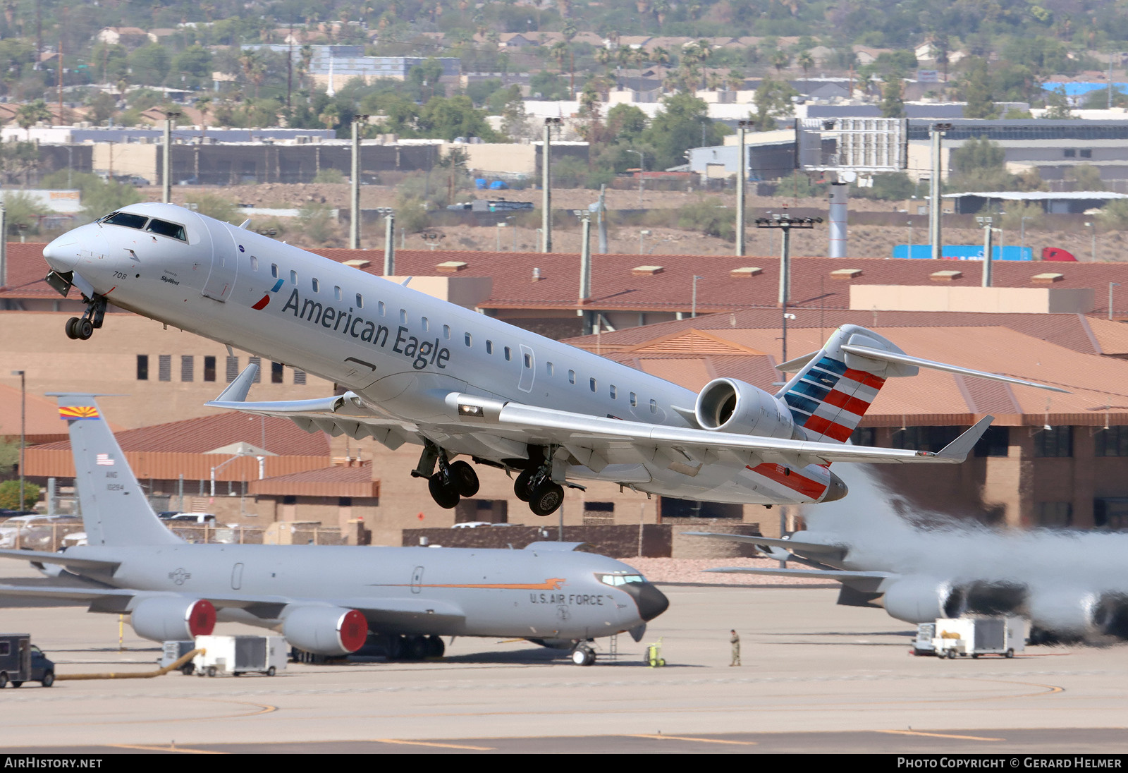 Aircraft Photo of N708SK | Bombardier CRJ-701ER (CL-600-2C10) | American Eagle | AirHistory.net #819800
