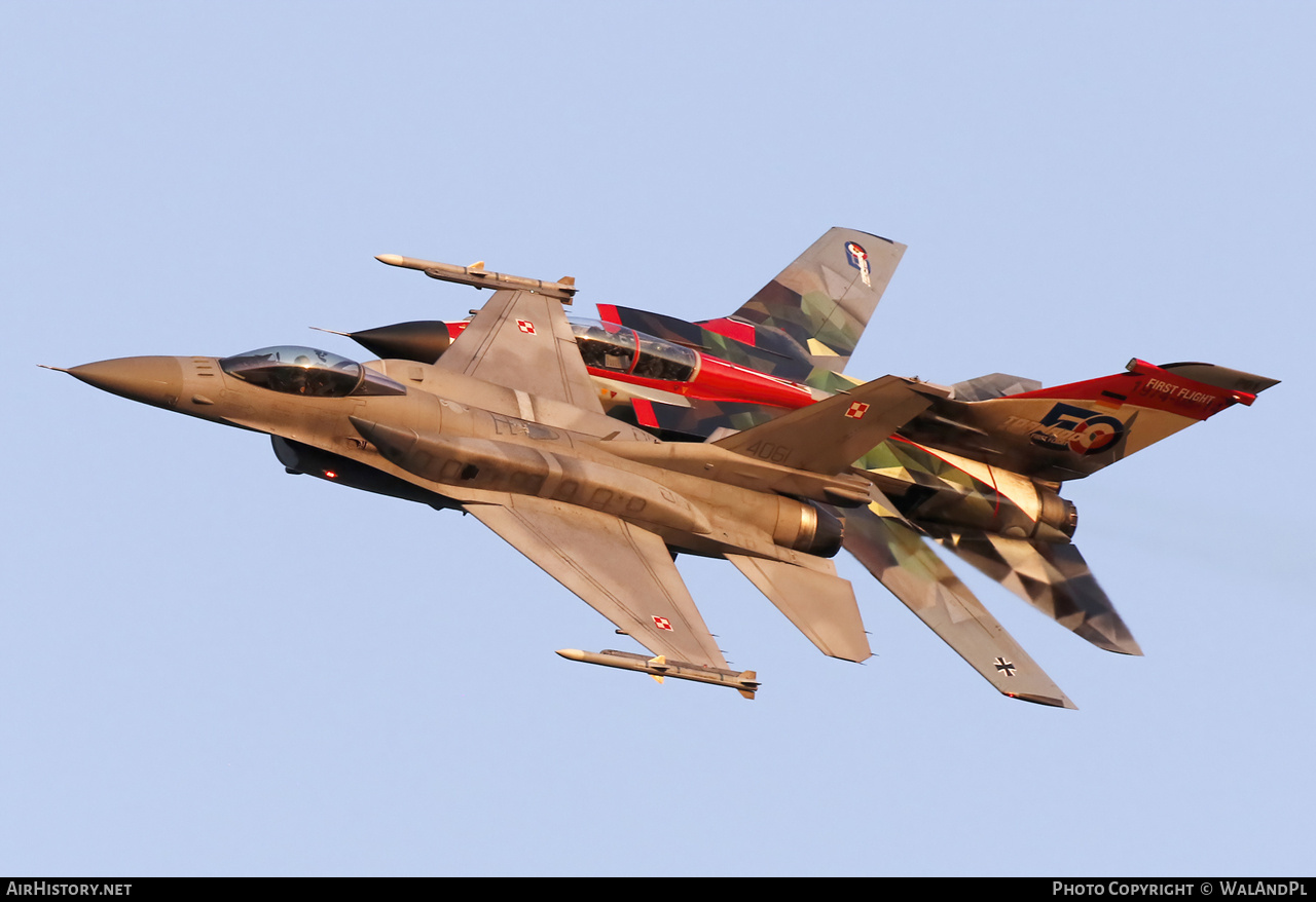 Aircraft Photo of 4061 | Lockheed Martin F-16CJ Fighting Falcon | Poland - Air Force | AirHistory.net #819810
