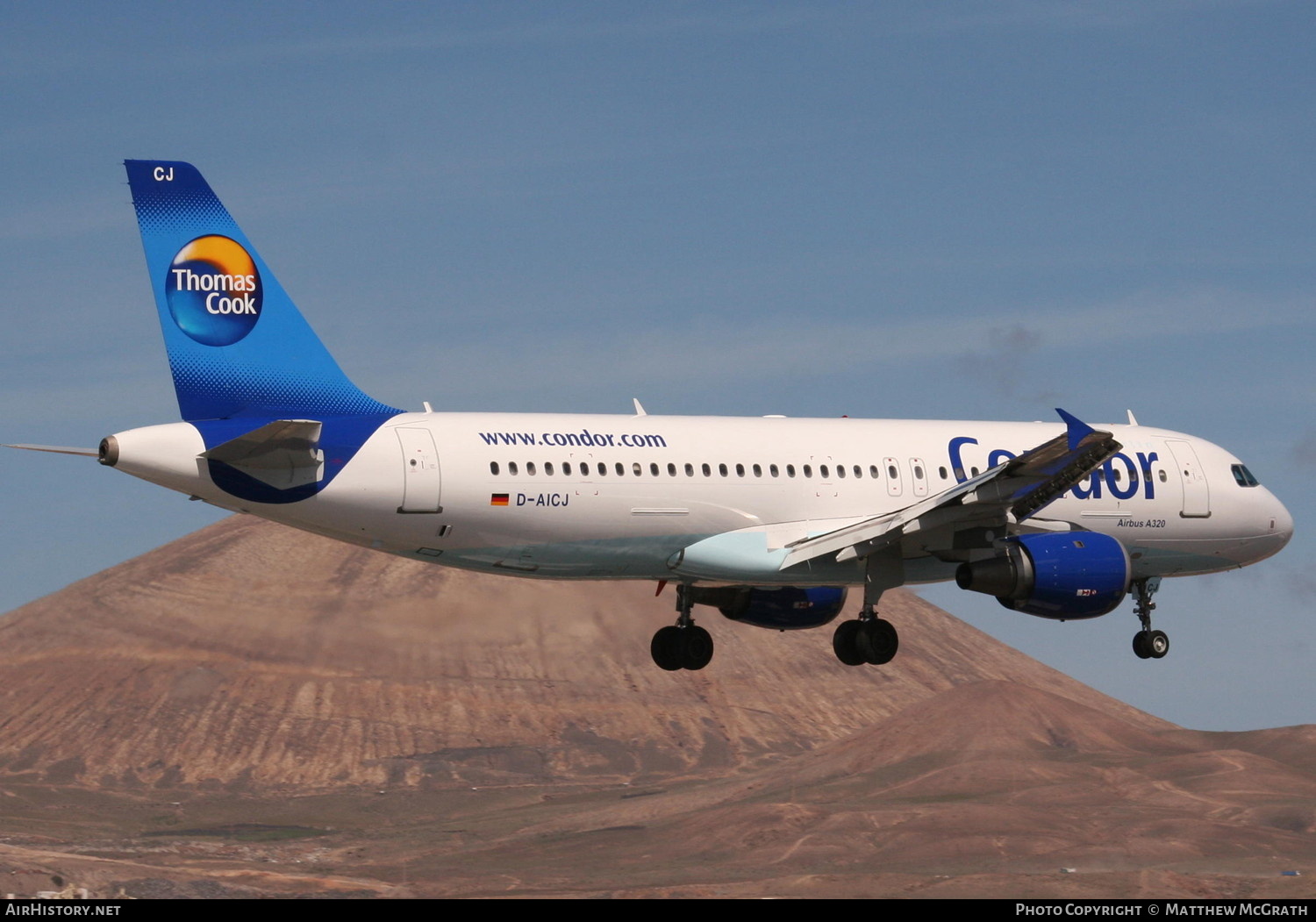 Aircraft Photo of D-AICJ | Airbus A320-212 | Condor Flugdienst | AirHistory.net #819837