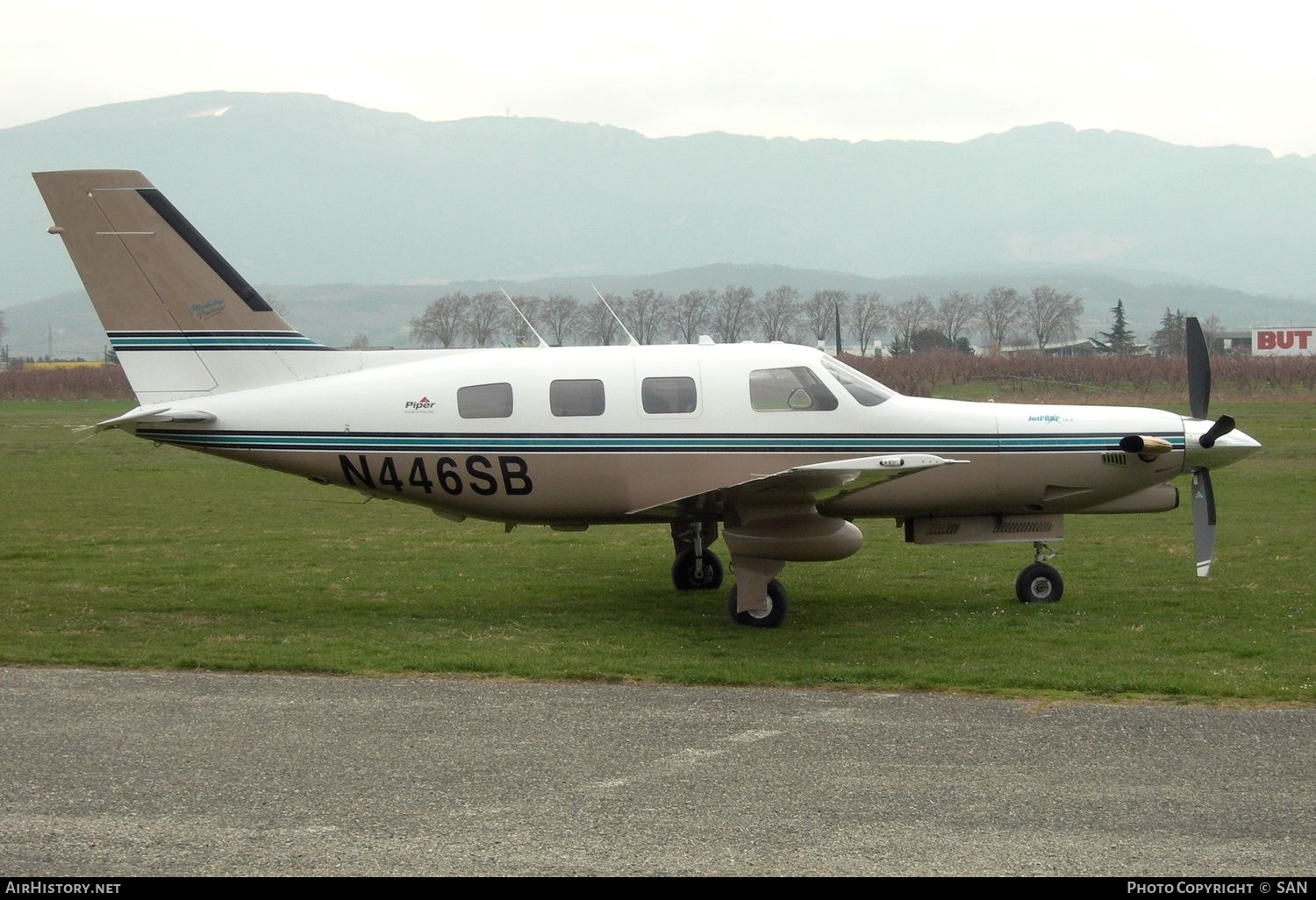 Aircraft Photo of N446SB | Piper PA-46-350P Malibu Mirage/Jetprop DLX | AirHistory.net #819892