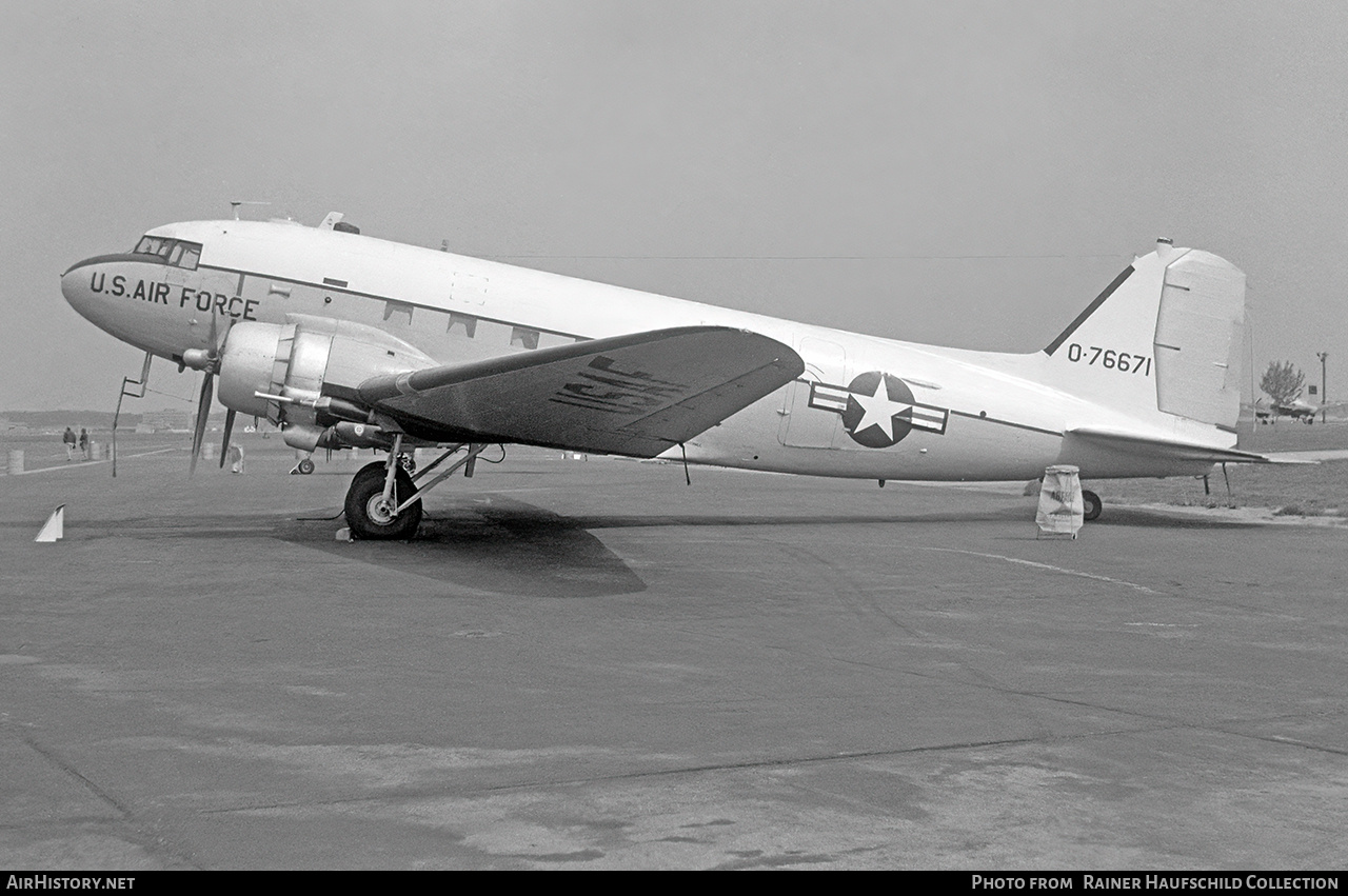 Aircraft Photo of 44-76671 / 0-76671 | Douglas C-47D Skytrain | USA - Air Force | AirHistory.net #819930