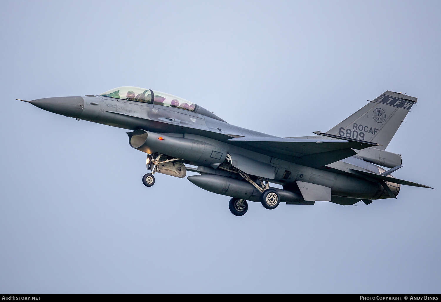 Aircraft Photo of 6809 | Lockheed Martin F-16B-72V Fighting Falcon | Taiwan - Air Force | AirHistory.net #819974