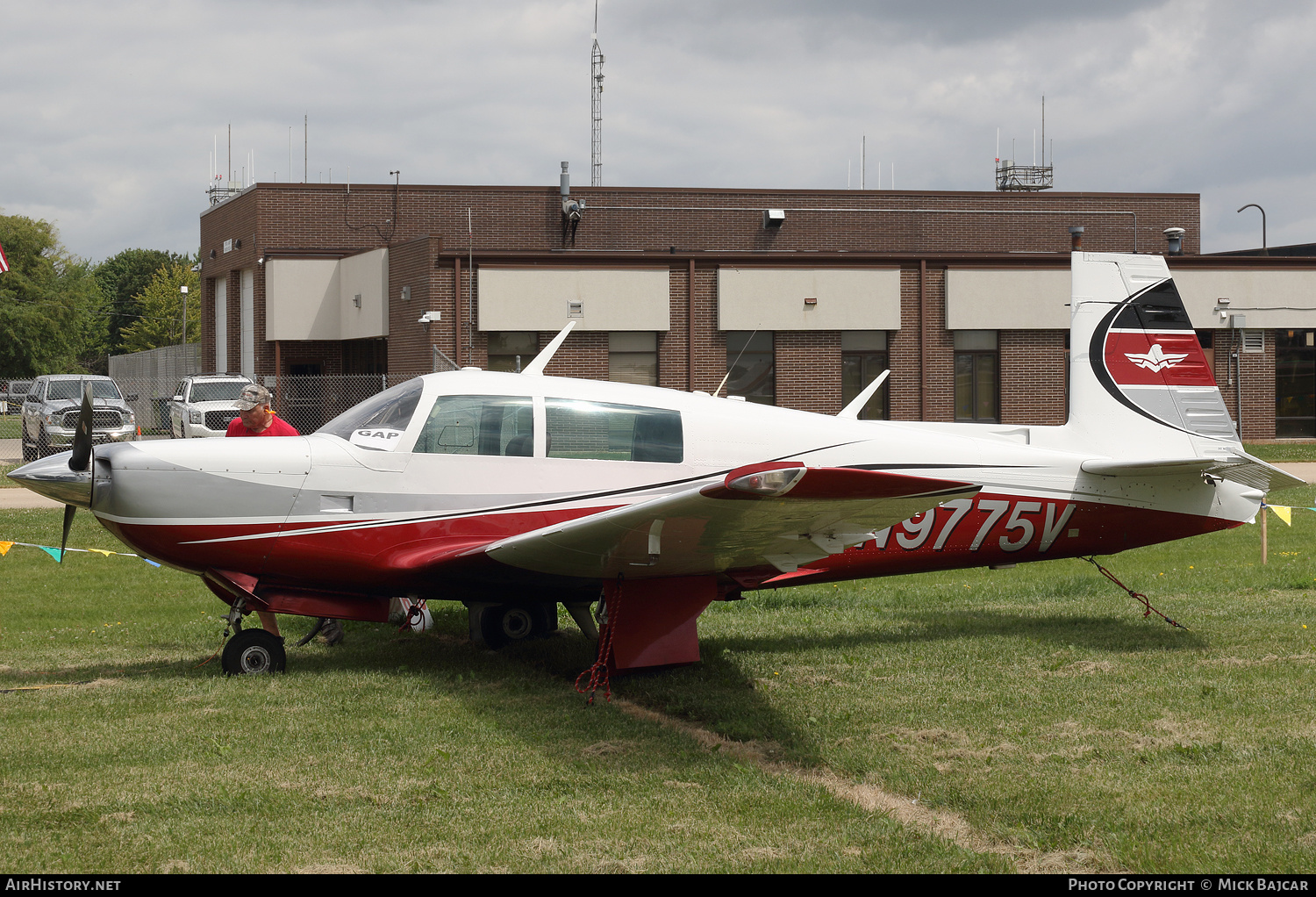 Aircraft Photo of N9775V | Mooney M-20K | AirHistory.net #819983