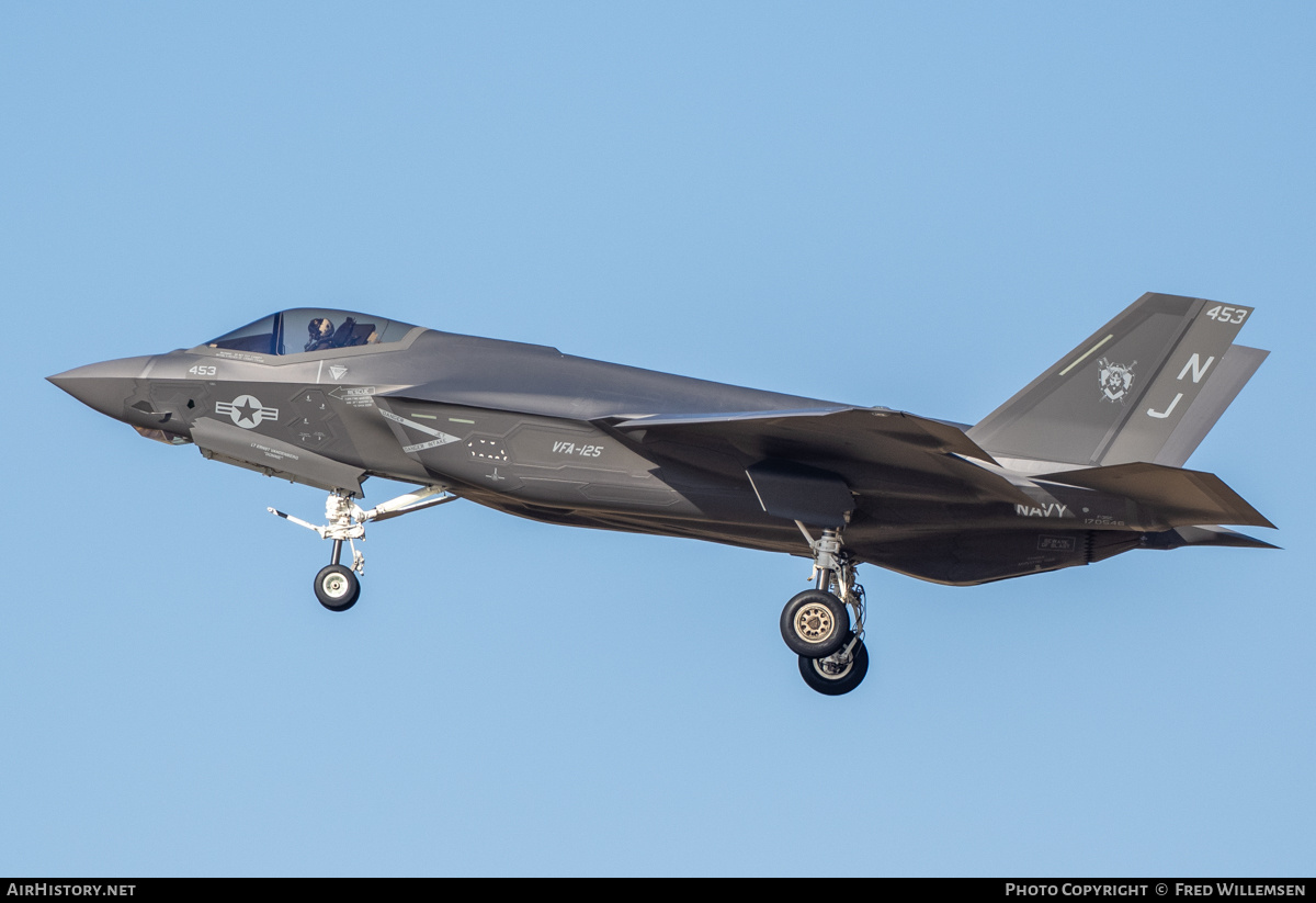 Aircraft Photo of 170546 | Lockheed Martin F-35C Lightning II | USA - Navy | AirHistory.net #820012