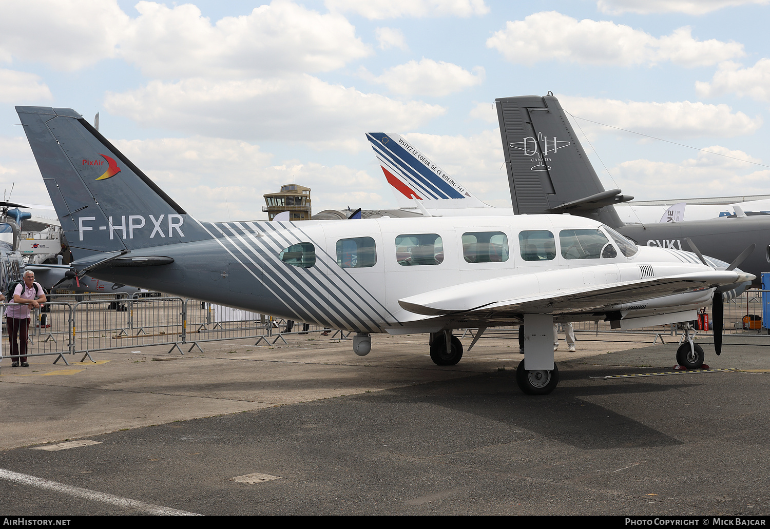 Aircraft Photo of F-HPXR | Piper PA-31-350 Navajo Chieftain | Pixair Survey | AirHistory.net #820019