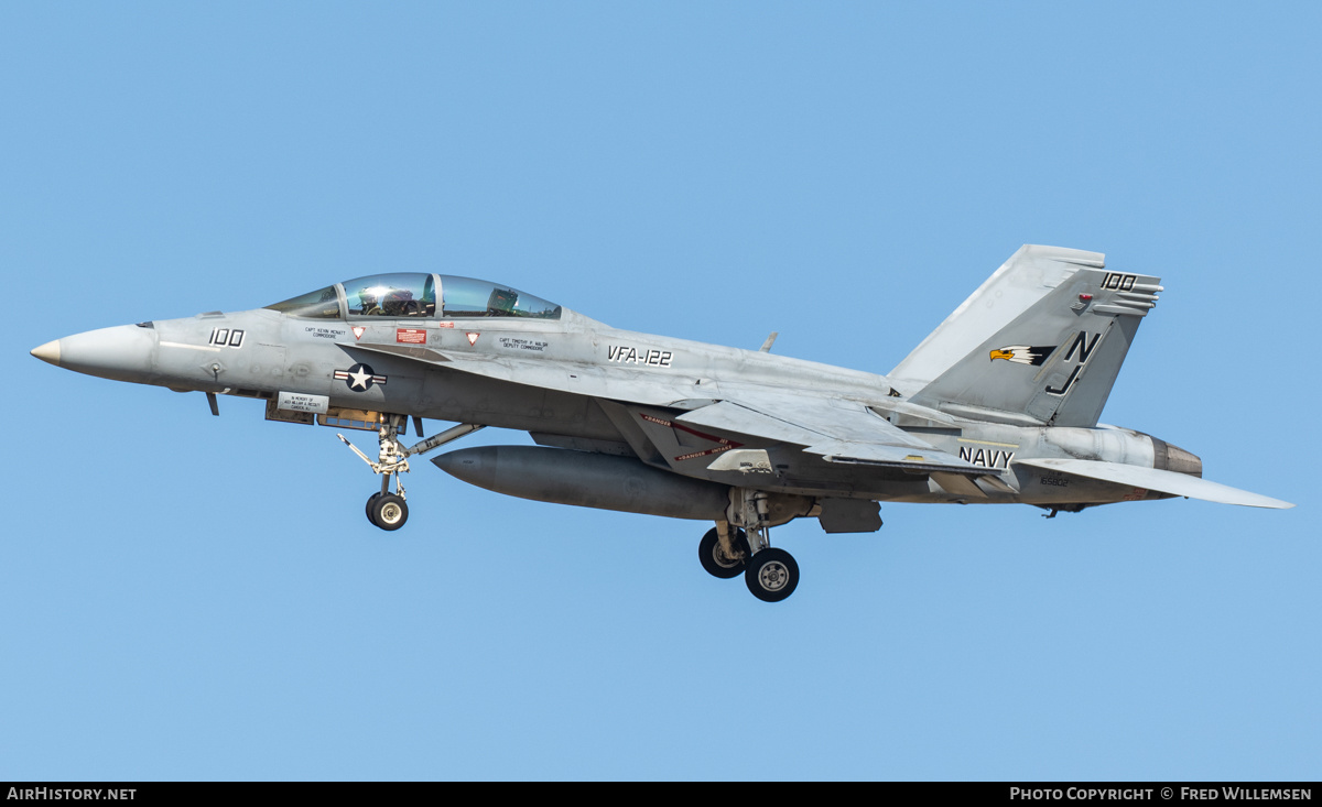 Aircraft Photo of 165802 | Boeing F/A-18F Super Hornet | USA - Navy | AirHistory.net #820025