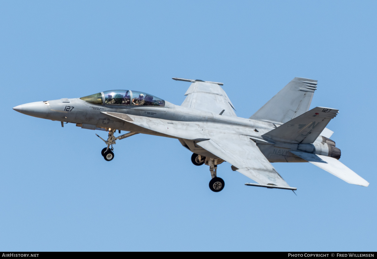 Aircraft Photo of 165927 | McDonnell Douglas F/A-18F Super Hornet | USA - Navy | AirHistory.net #820040