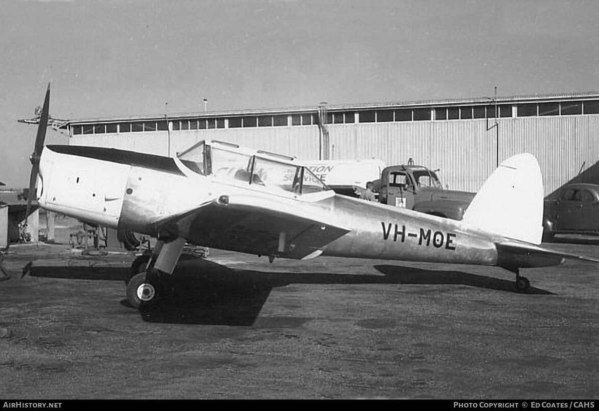 Aircraft Photo of VH-MOE | De Havilland DHC-1 Chipmunk Mk22 | AirHistory.net #820086