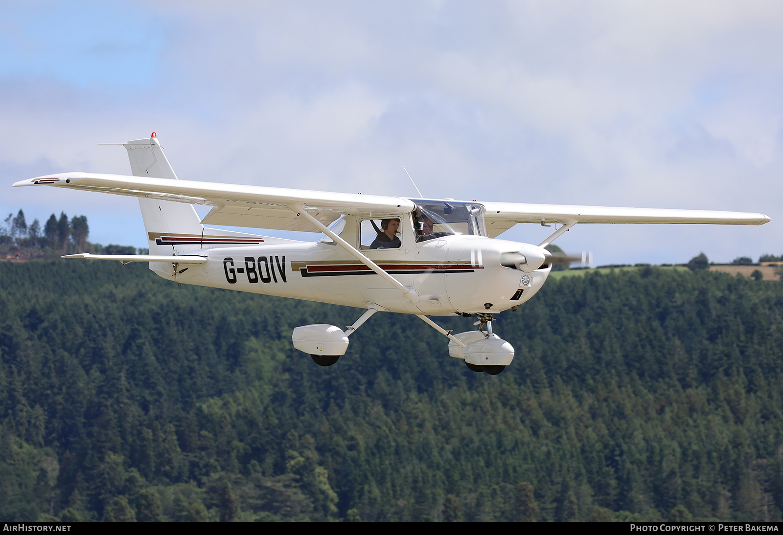 Aircraft Photo of G-BOIV | Cessna 150M | AirHistory.net #820229