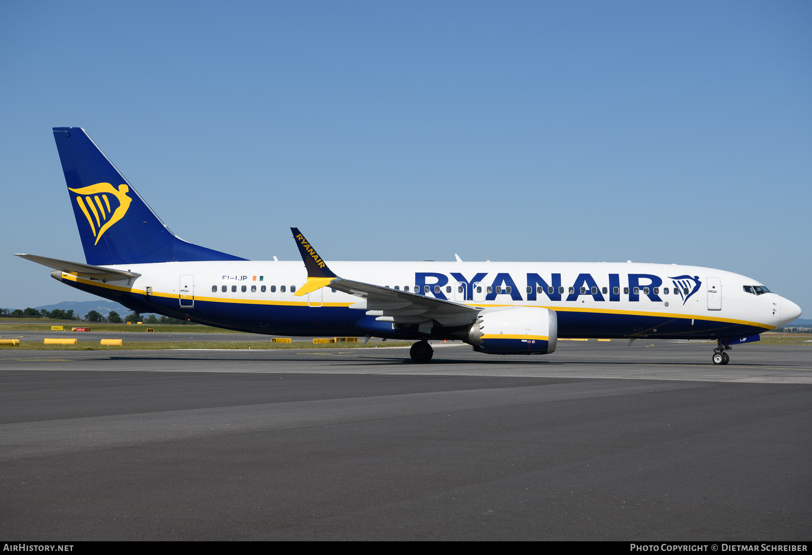 Aircraft Photo of EI-IJP | Boeing 737-8200 Max 200 | Ryanair | AirHistory.net #820254