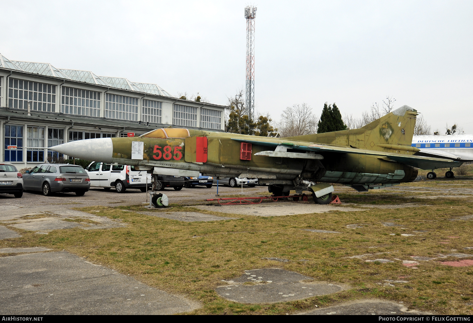 Aircraft Photo of 585 | Mikoyan-Gurevich MiG-23MF | East Germany - Air Force | AirHistory.net #820270