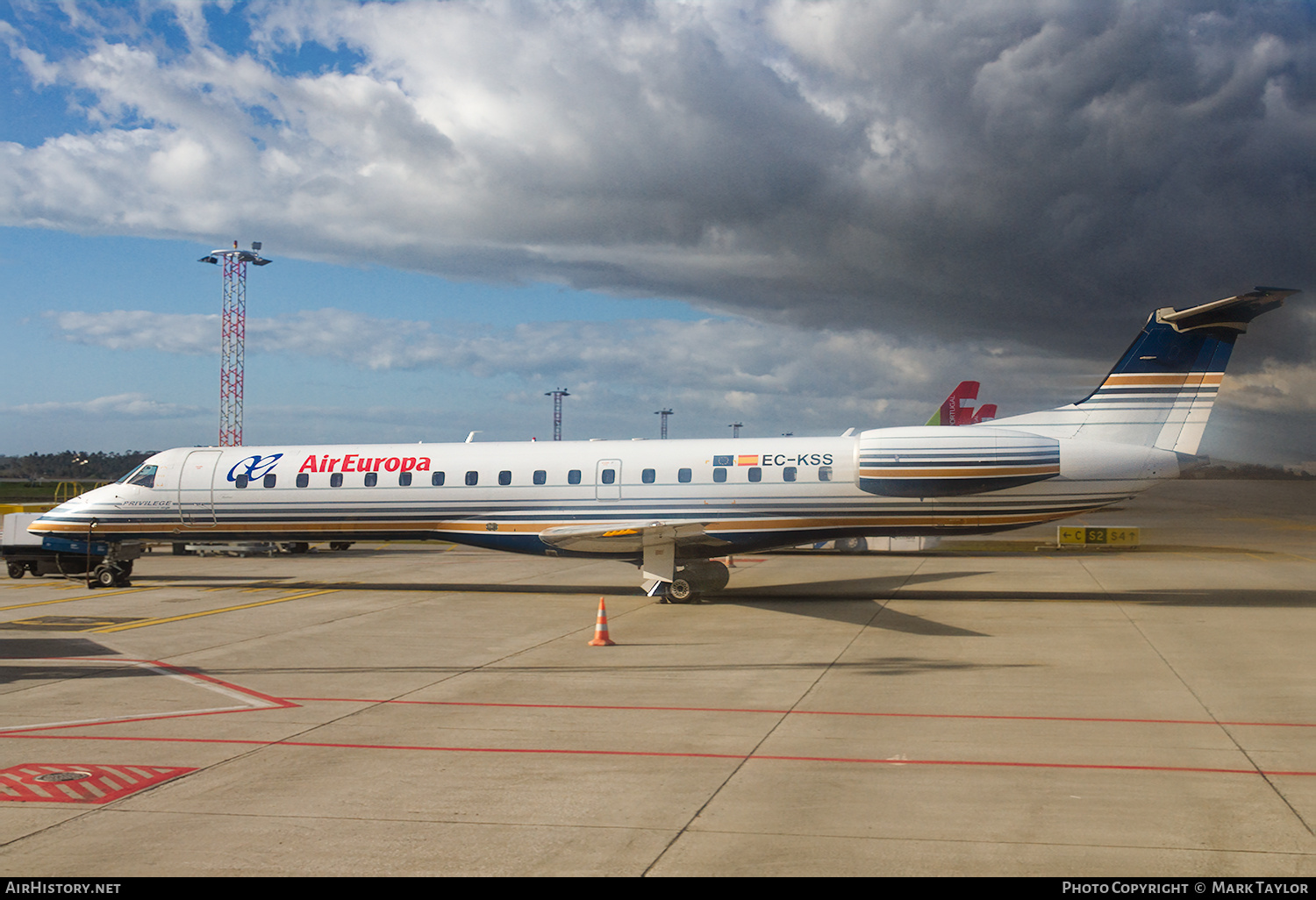 Aircraft Photo of EC-KSS | Embraer ERJ-145MP (EMB-145MP) | Air Europa | AirHistory.net #820361