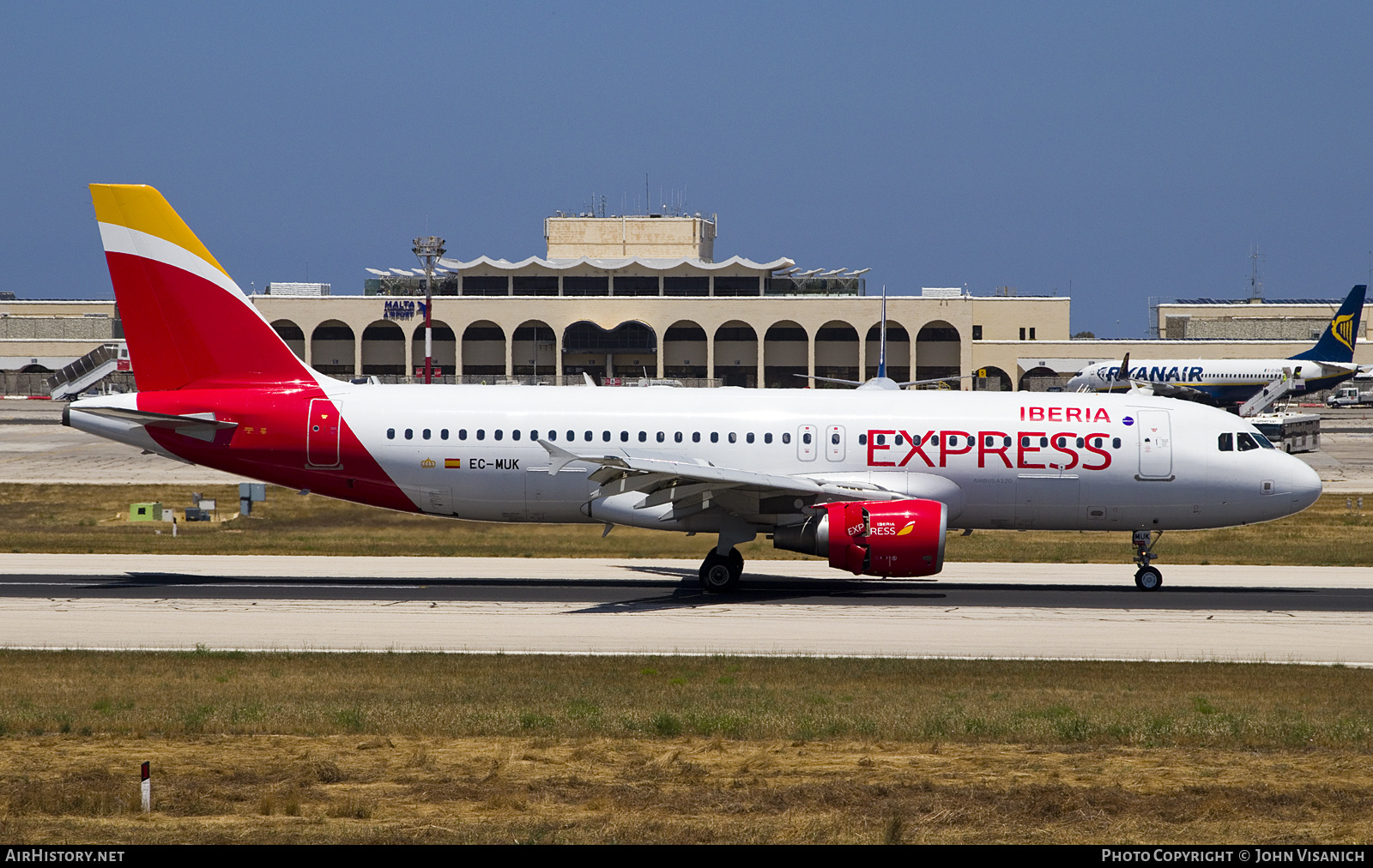 Aircraft Photo of EC-MUK | Airbus A320-214 | Iberia Express | AirHistory.net #820464