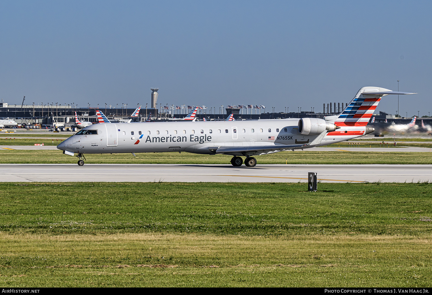 Aircraft Photo of N765SK | Bombardier CRJ-701ER (CL-600-2C10) | American Eagle | AirHistory.net #820515