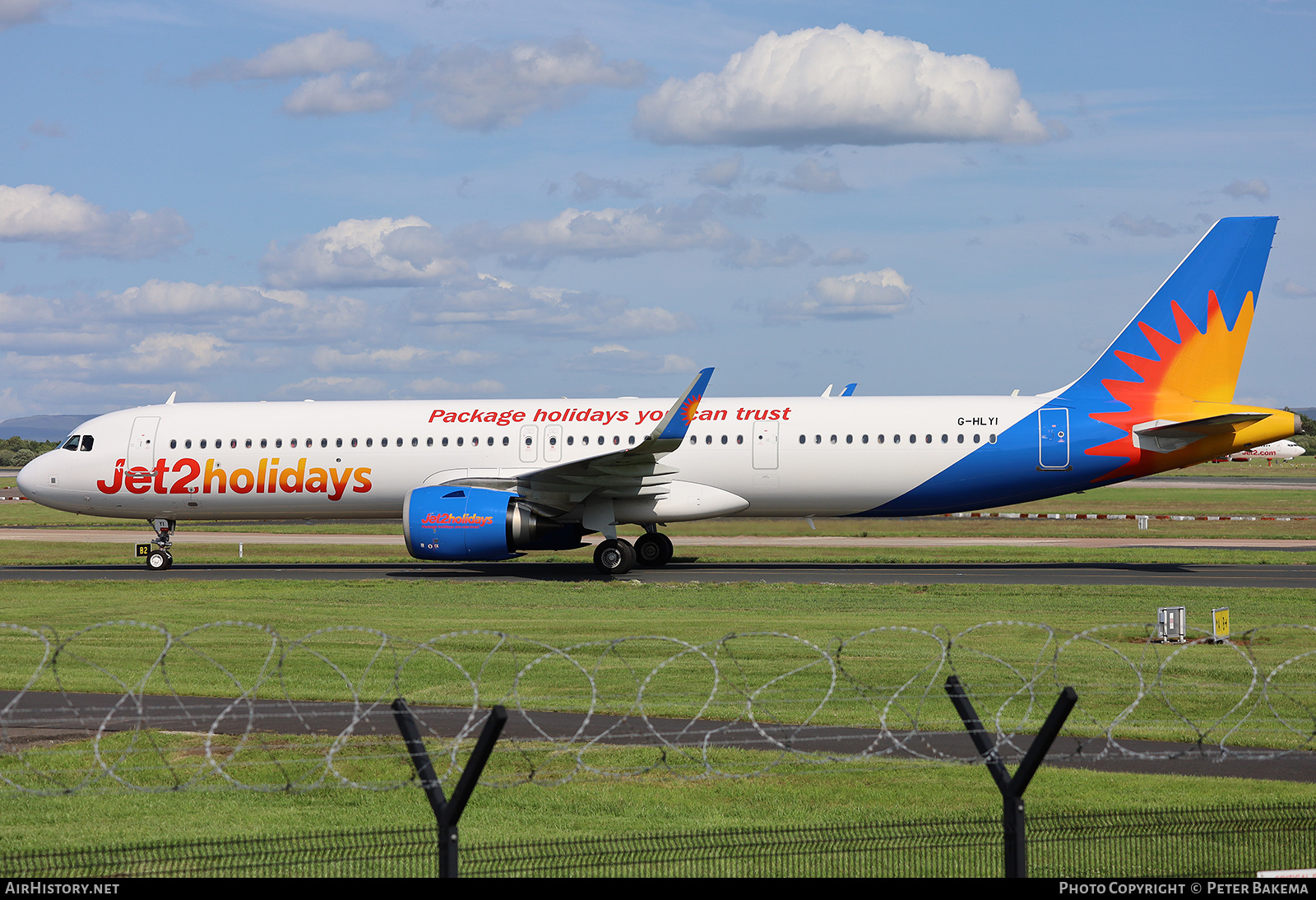 Aircraft Photo of G-HLYI | Airbus A321-251NX | Jet2 | AirHistory.net #820560