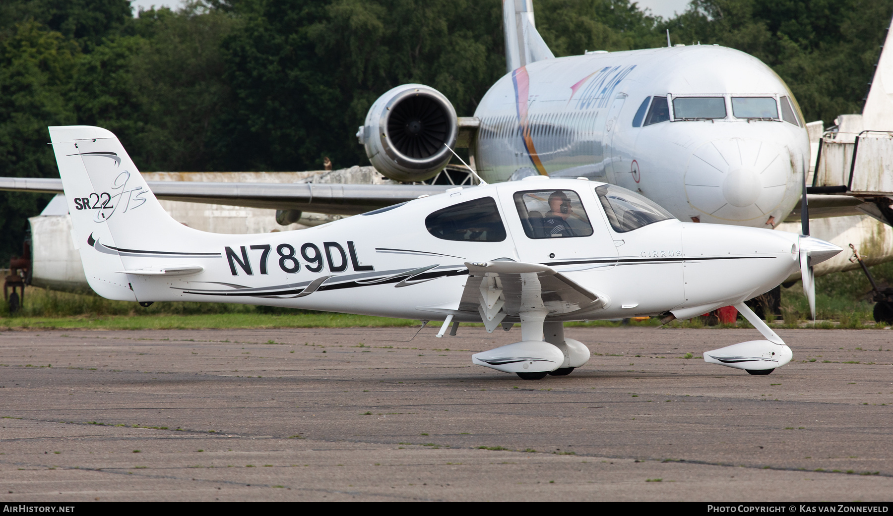 Aircraft Photo of N789DL | Cirrus SR-22 G2-GTS | AirHistory.net #820574