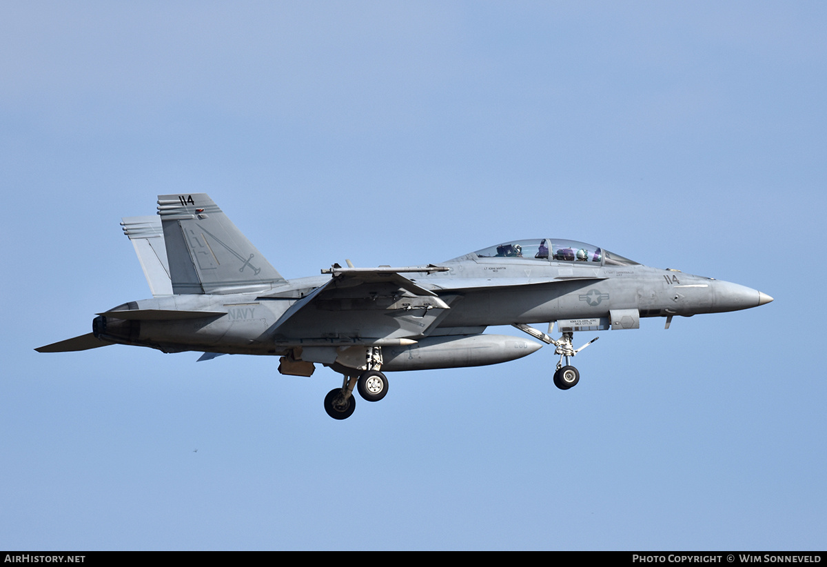 Aircraft Photo of 166662 | Boeing F/A-18F Super Hornet | USA - Navy | AirHistory.net #820637