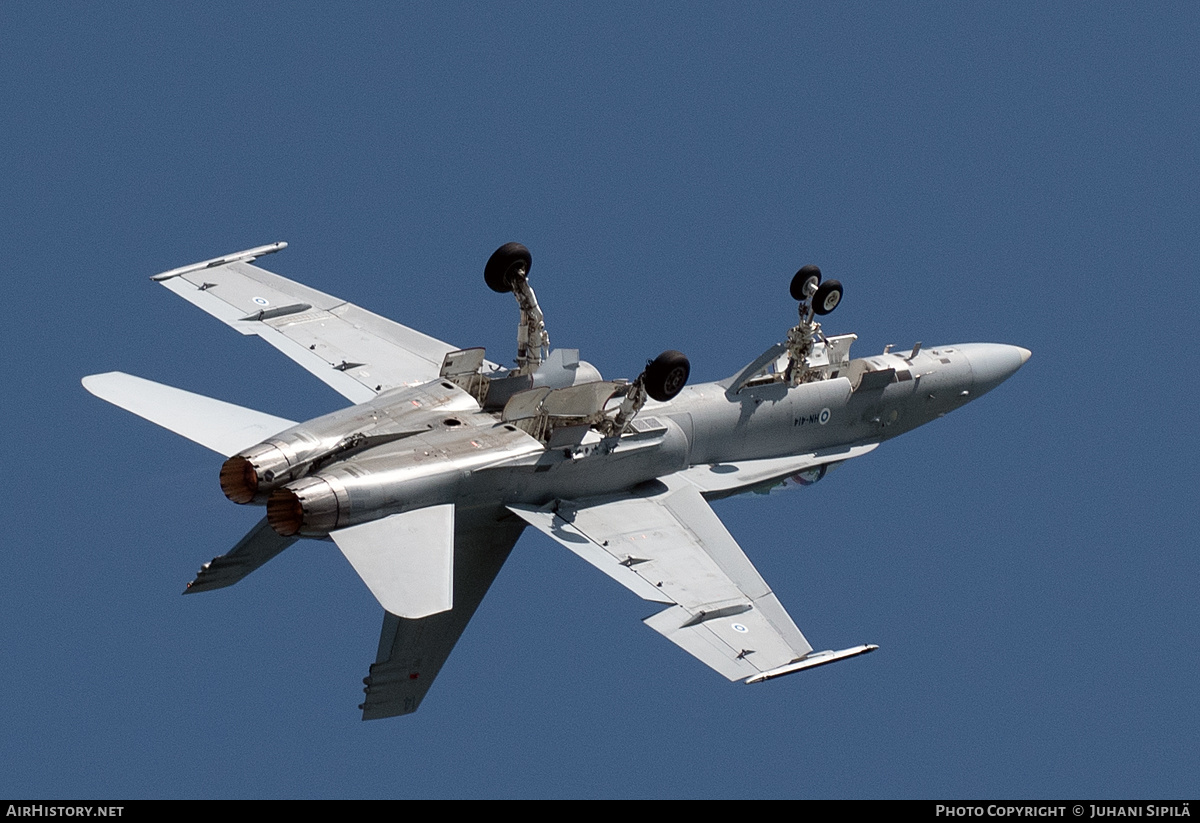 Aircraft Photo of HN-414 | McDonnell Douglas F/A-18C Hornet | Finland - Air Force | AirHistory.net #820745