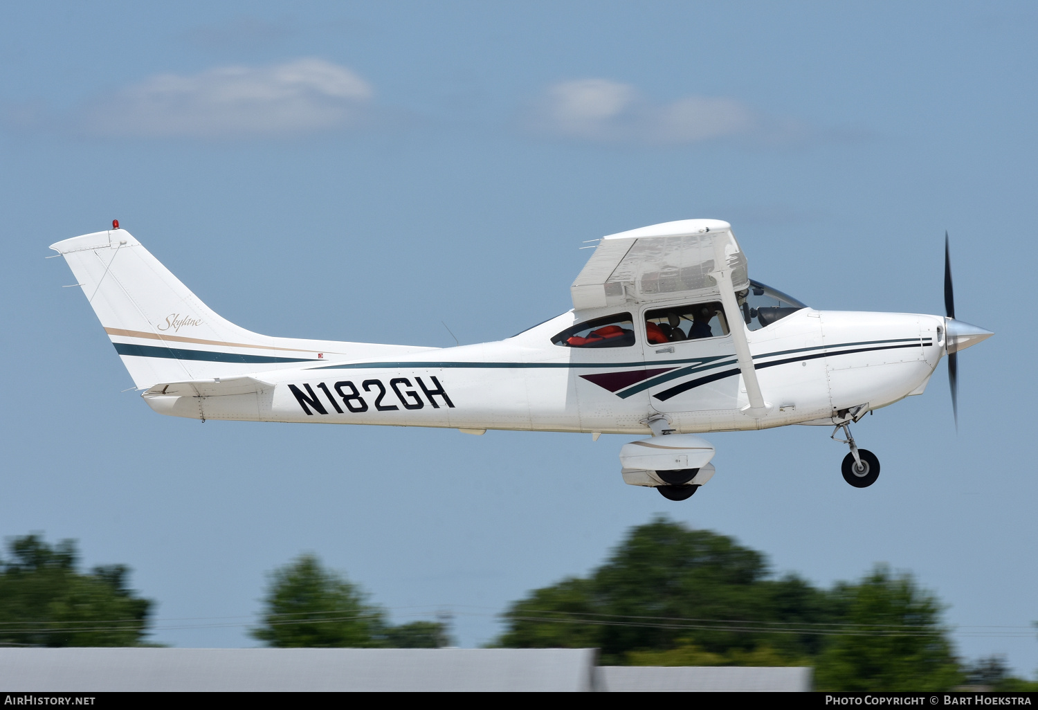 Aircraft Photo of N182GH | Cessna 182S Skylane | AirHistory.net #820821