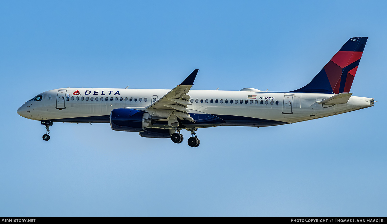 Aircraft Photo of N316DU | Airbus A220-300 (BD-500-1A11) | Delta Air Lines | AirHistory.net #820841