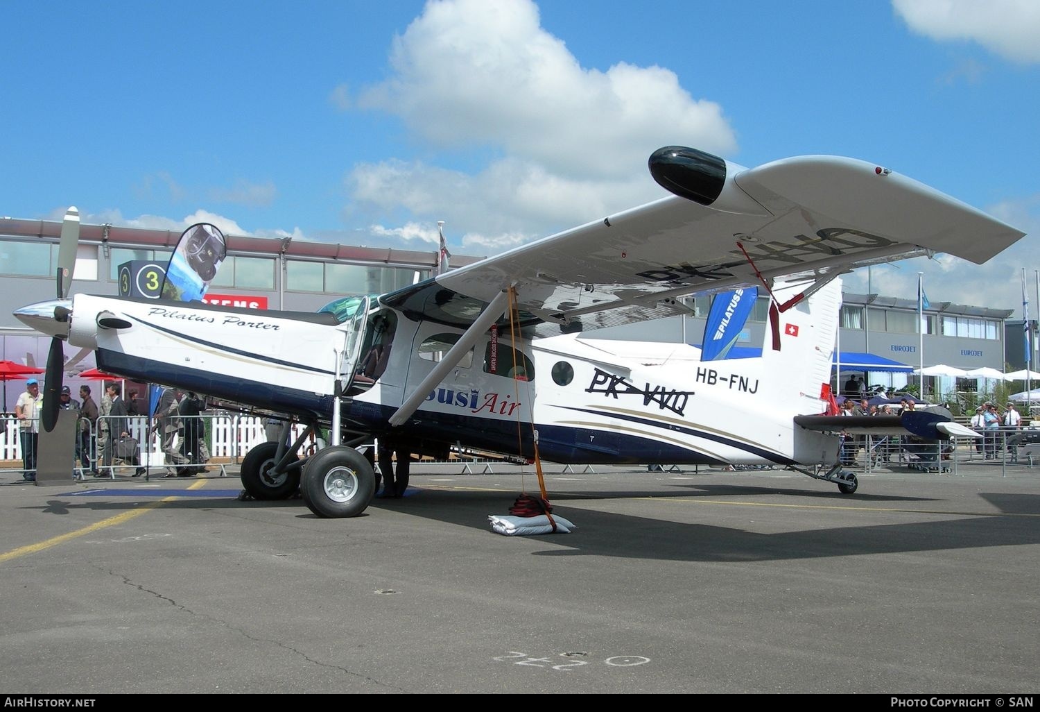 Aircraft Photo of PK-VVQ / HB-FNJ | Pilatus PC-6/B2-H4 Turbo Porter | Susi Air | AirHistory.net #820864