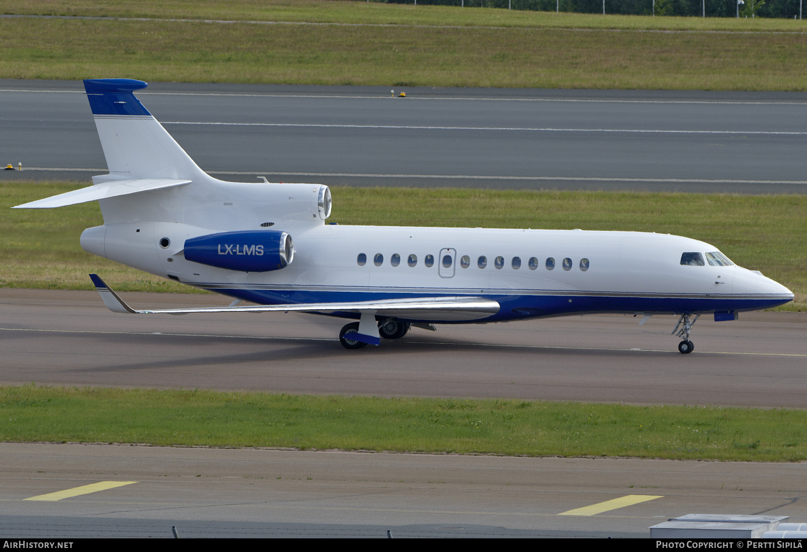 Aircraft Photo of LX-LMS | Dassault Falcon 7X | AirHistory.net #821066