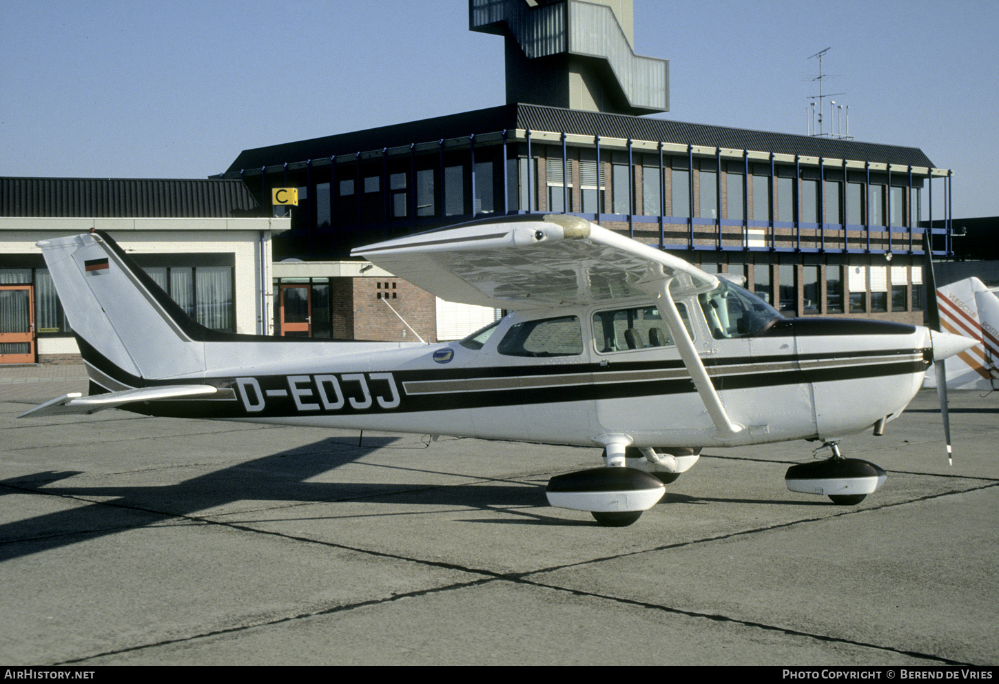 Aircraft Photo of D-EDJJ | Cessna 172N | AirHistory.net #821134