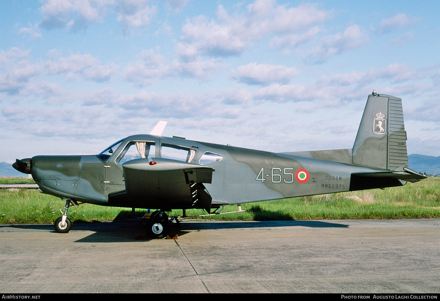 Aircraft Photo of MM61975 | SIAI-Marchetti S-208M | Italy - Air Force | AirHistory.net #821170