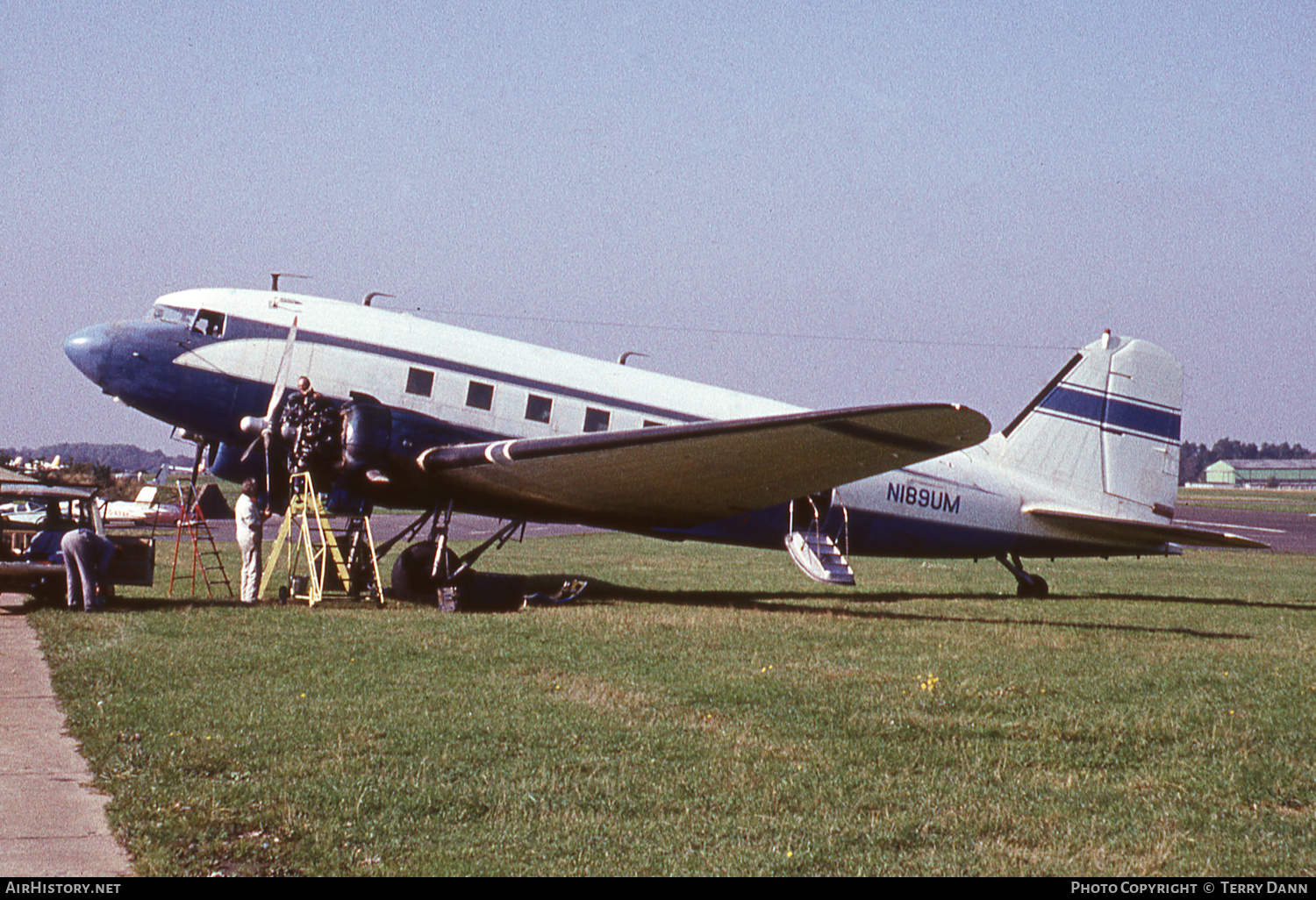 Aircraft Photo of N189UM | Douglas C-49J | AirHistory.net #821181