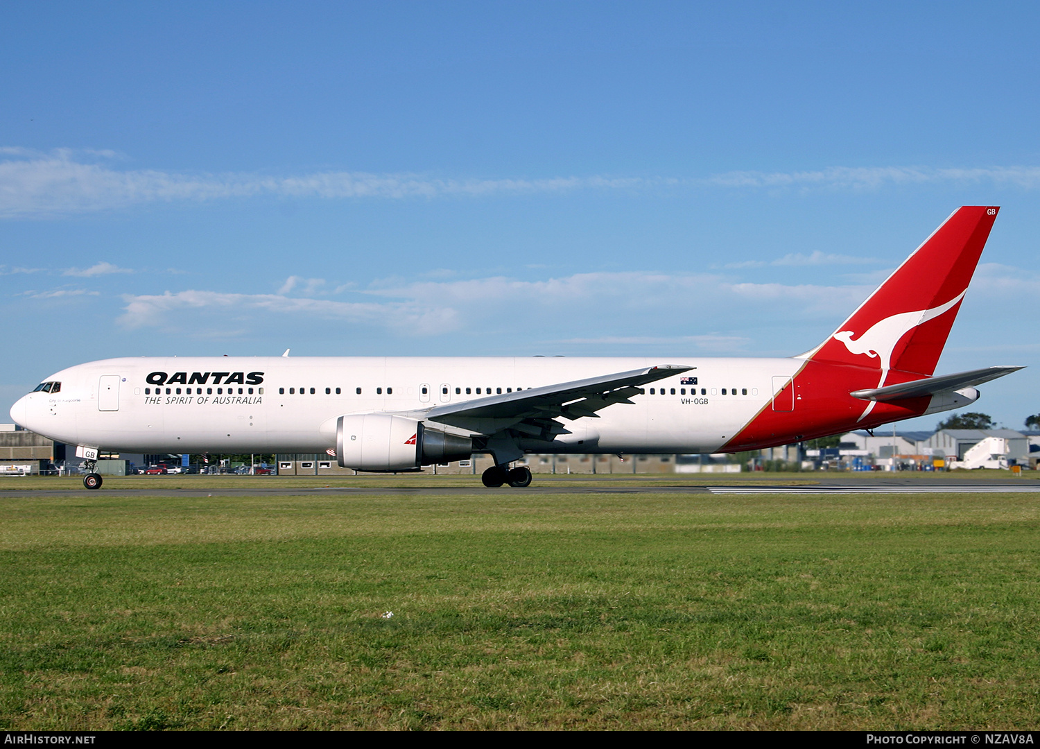 Aircraft Photo of VH-OGB | Boeing 767-338/ER | Qantas | AirHistory.net #821280