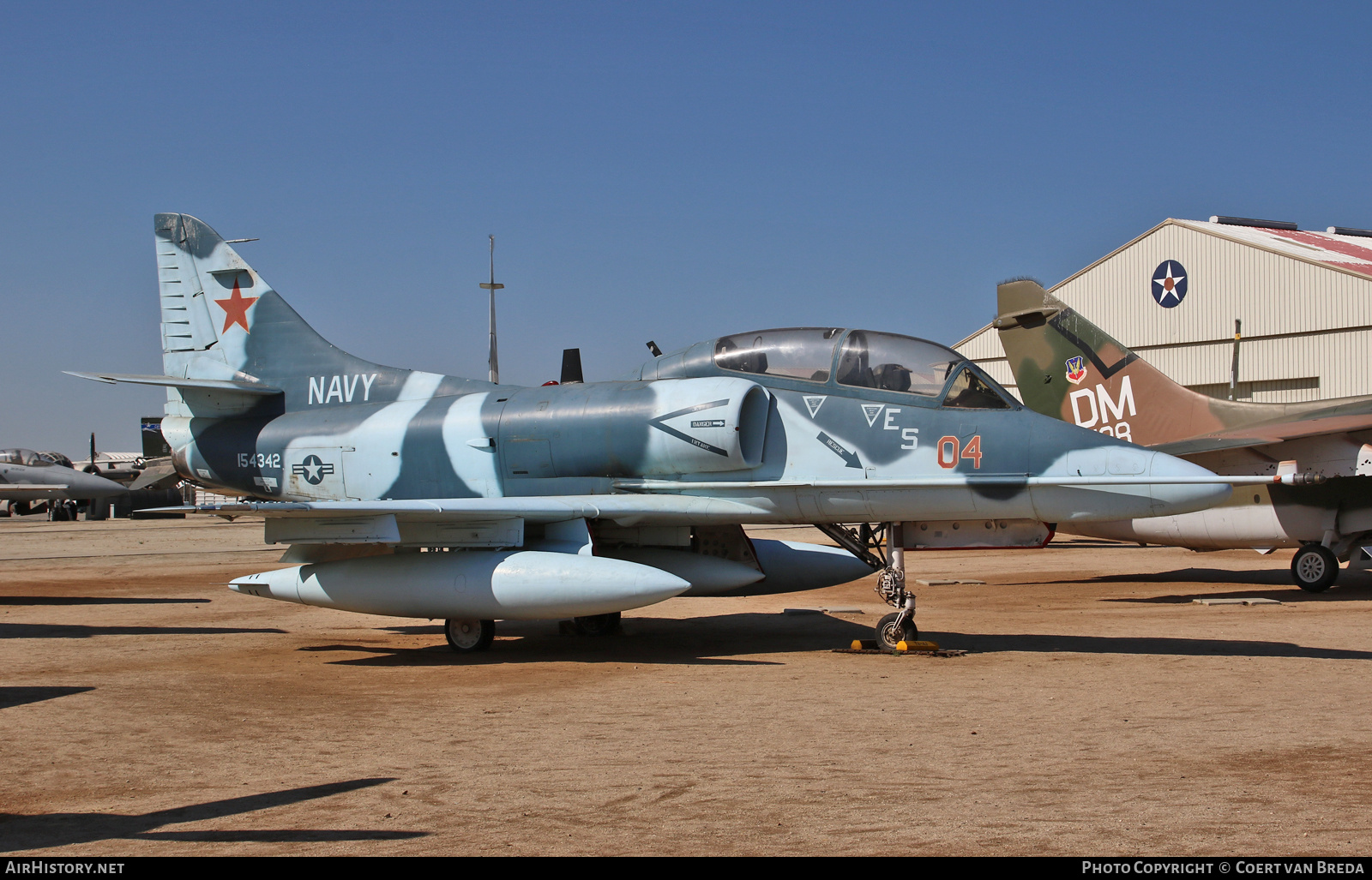 Aircraft Photo of 154342 | Douglas TA-4J Skyhawk | USA - Navy | AirHistory.net #821386