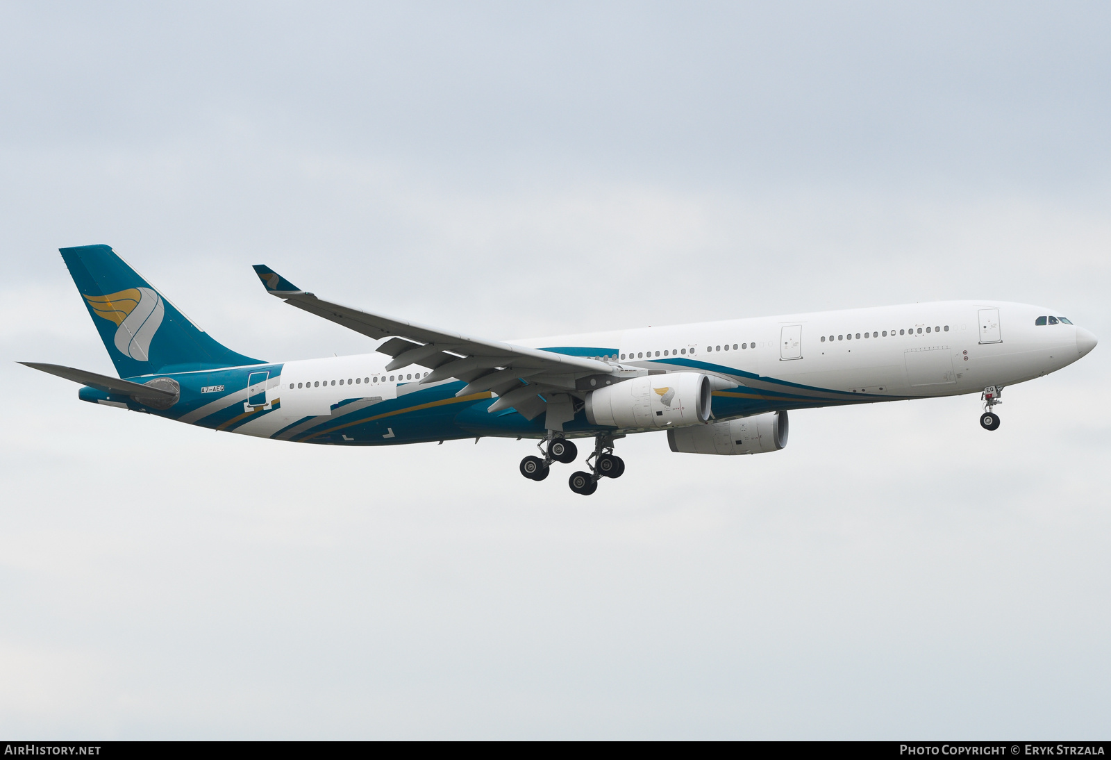 Aircraft Photo of A7-AEQ | Airbus A330-343 | Oman Air | AirHistory.net #821407