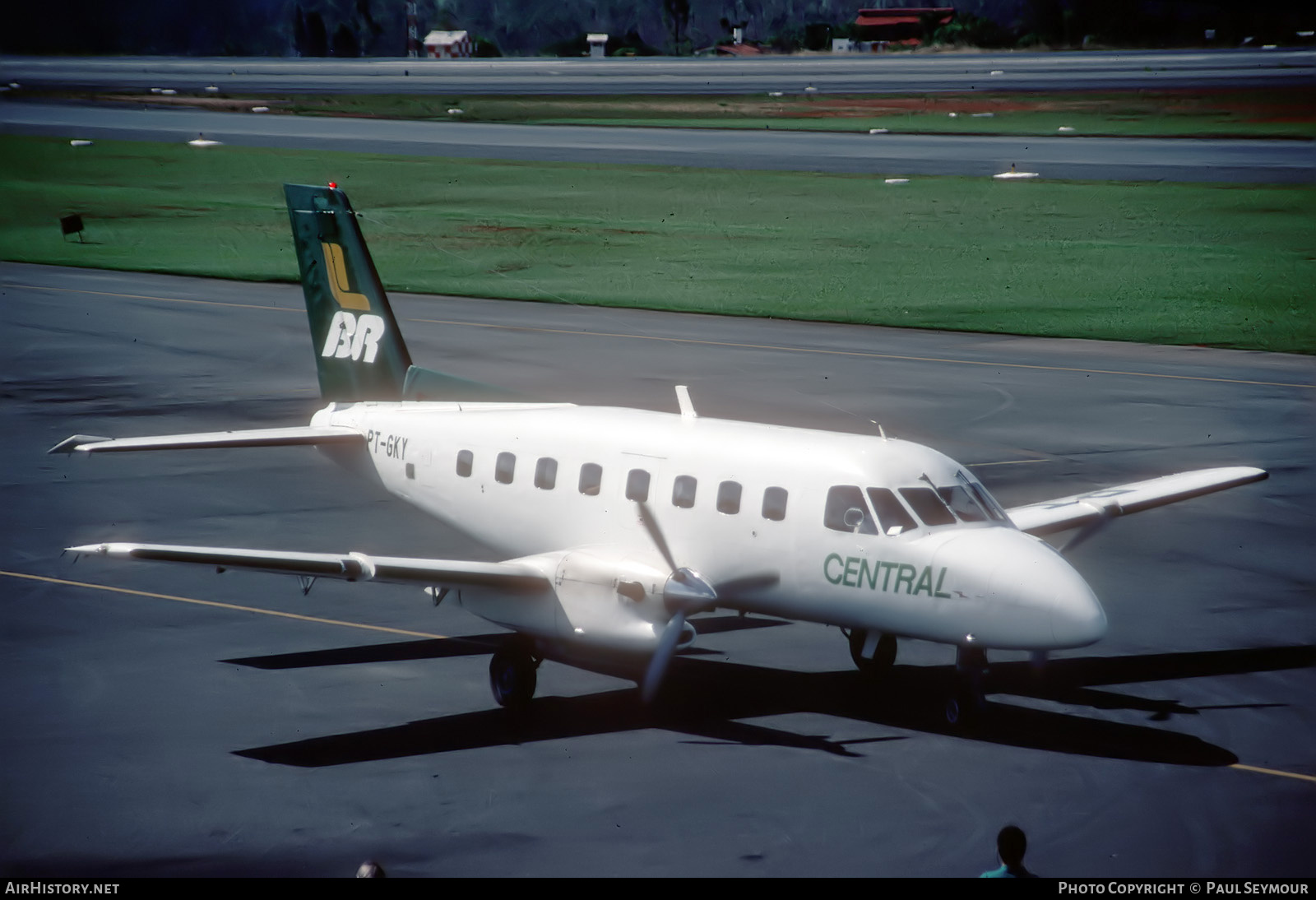 Aircraft Photo of PT-GKY | Embraer EMB-110P Bandeirante | Brasil Central Linhas Aéreas | AirHistory.net #821420