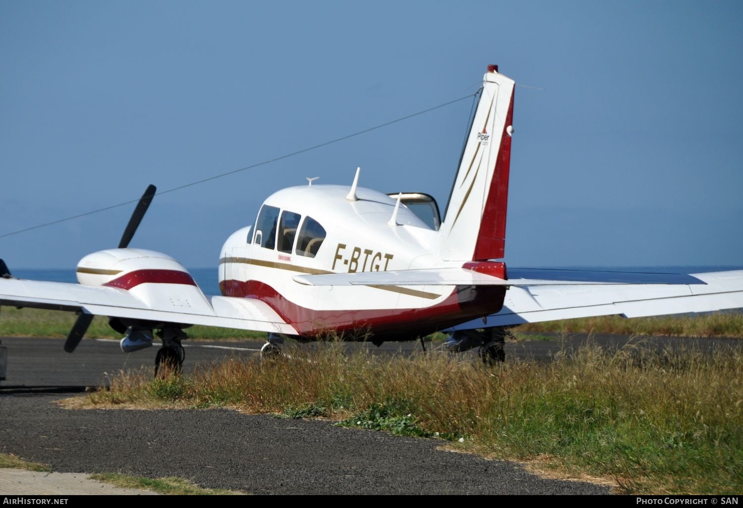 Aircraft Photo of F-BTGT | Piper PA-23-250 Aztec | AirHistory.net #821425