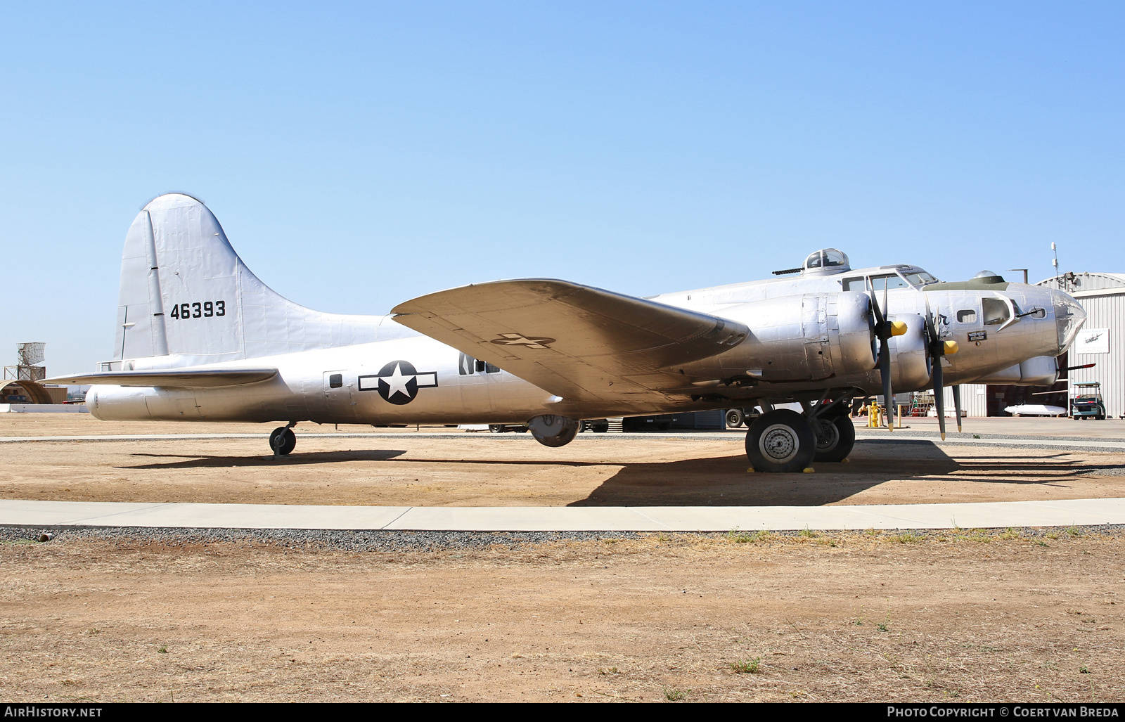 Aircraft Photo of 44-6393 / 46393 | Boeing B-17G Flying Fortress | USA - Air Force | AirHistory.net #821437