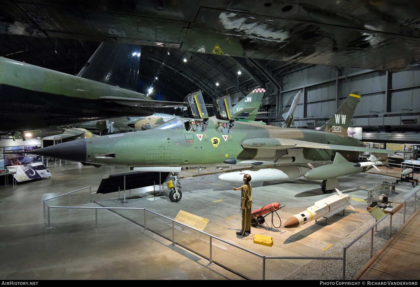Aircraft Photo of 63-8320 / AF38-320 | Republic F-105G Thunderchief | USA - Air Force | AirHistory.net #821469