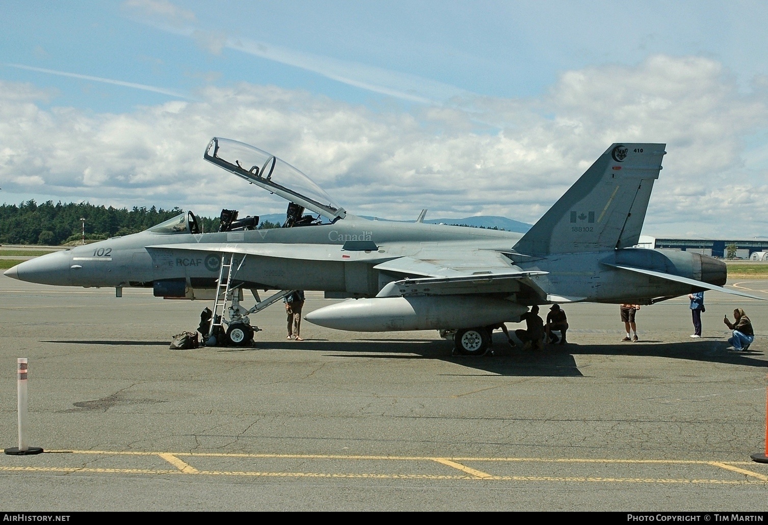 Aircraft Photo of 188102 | McDonnell Douglas CF-188B Hornet | Canada - Air Force | AirHistory.net #821479