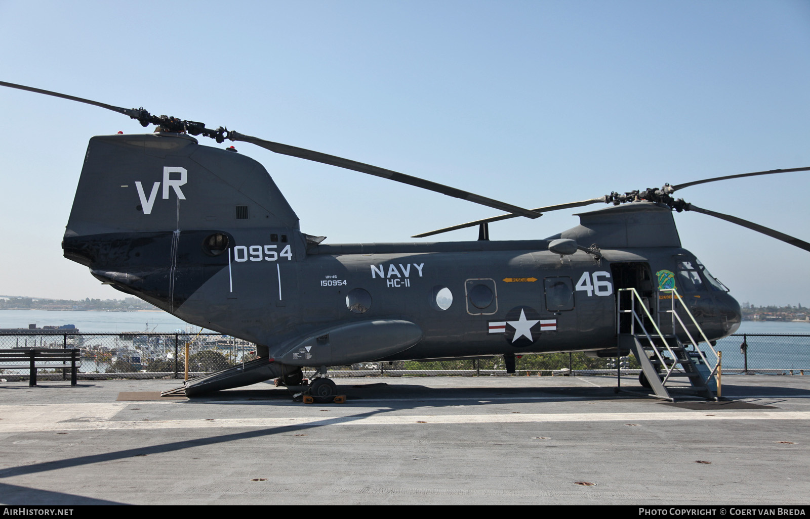 Aircraft Photo of 150954 | Boeing Vertol HH-46D Sea Knight | USA - Navy | AirHistory.net #821483